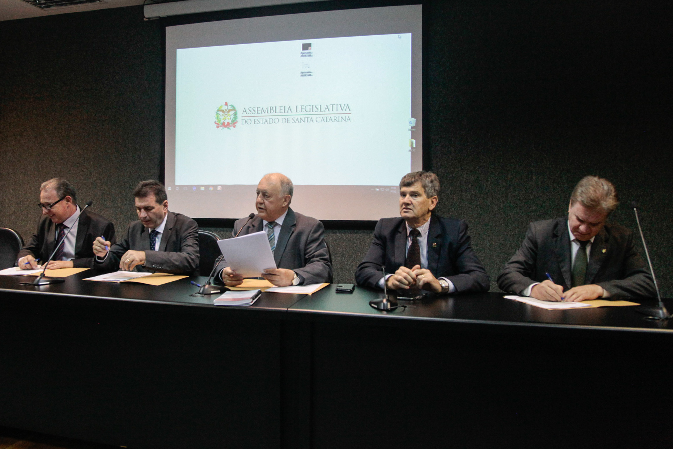 Comissão de Agricultura e Política Rural.