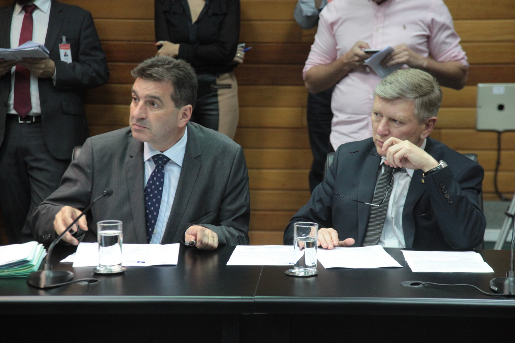CCJ aprova mudanças no plano de carreira do magistério estadual