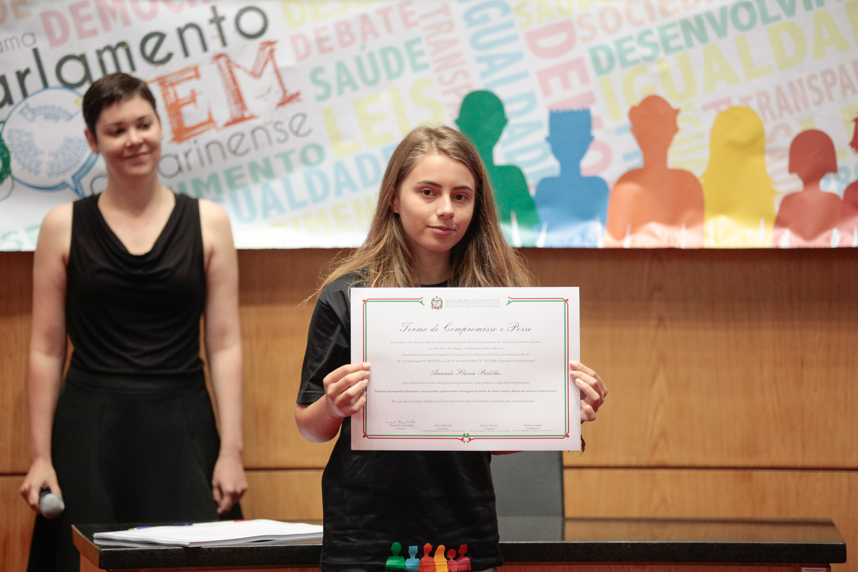 Programa Jovens Parlamentares.