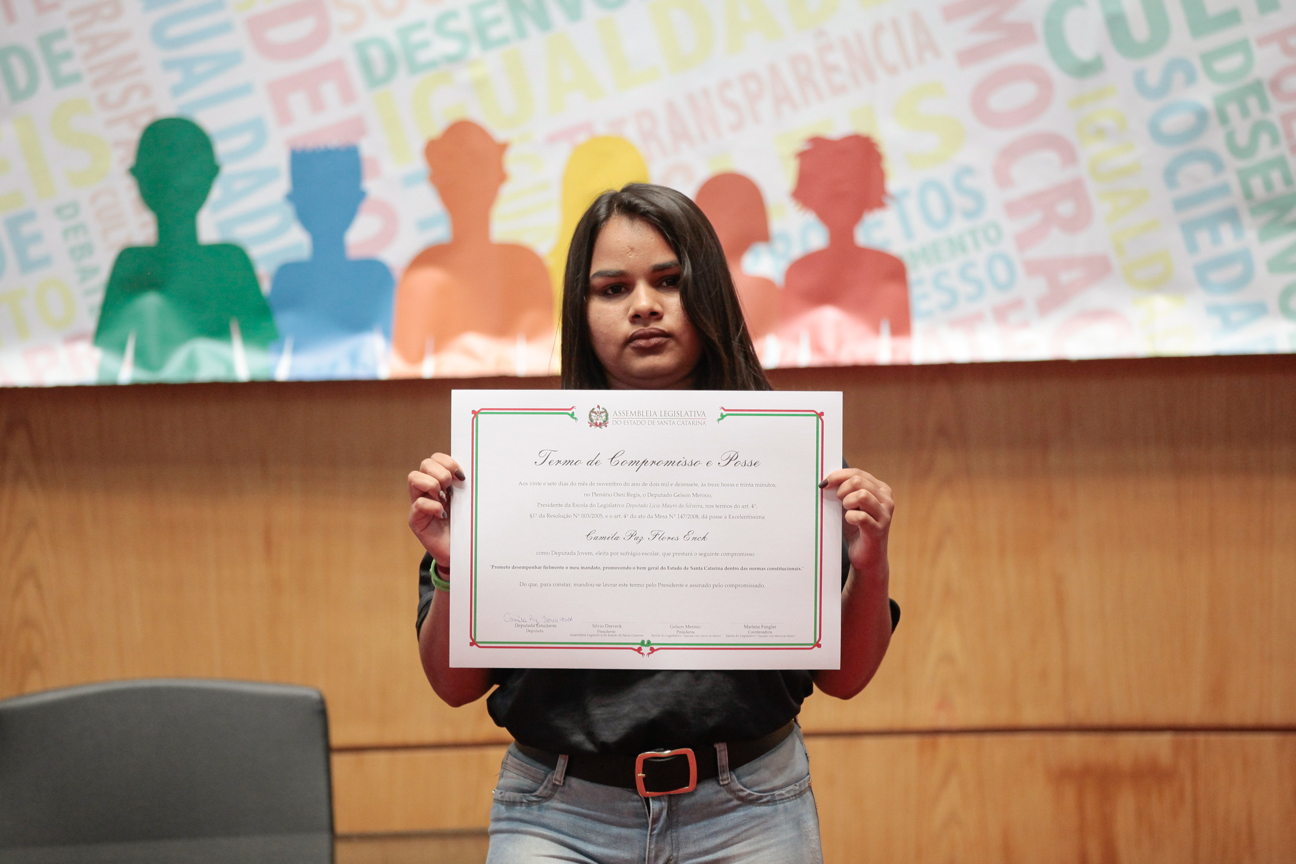 Programa Jovens Parlamentares.
