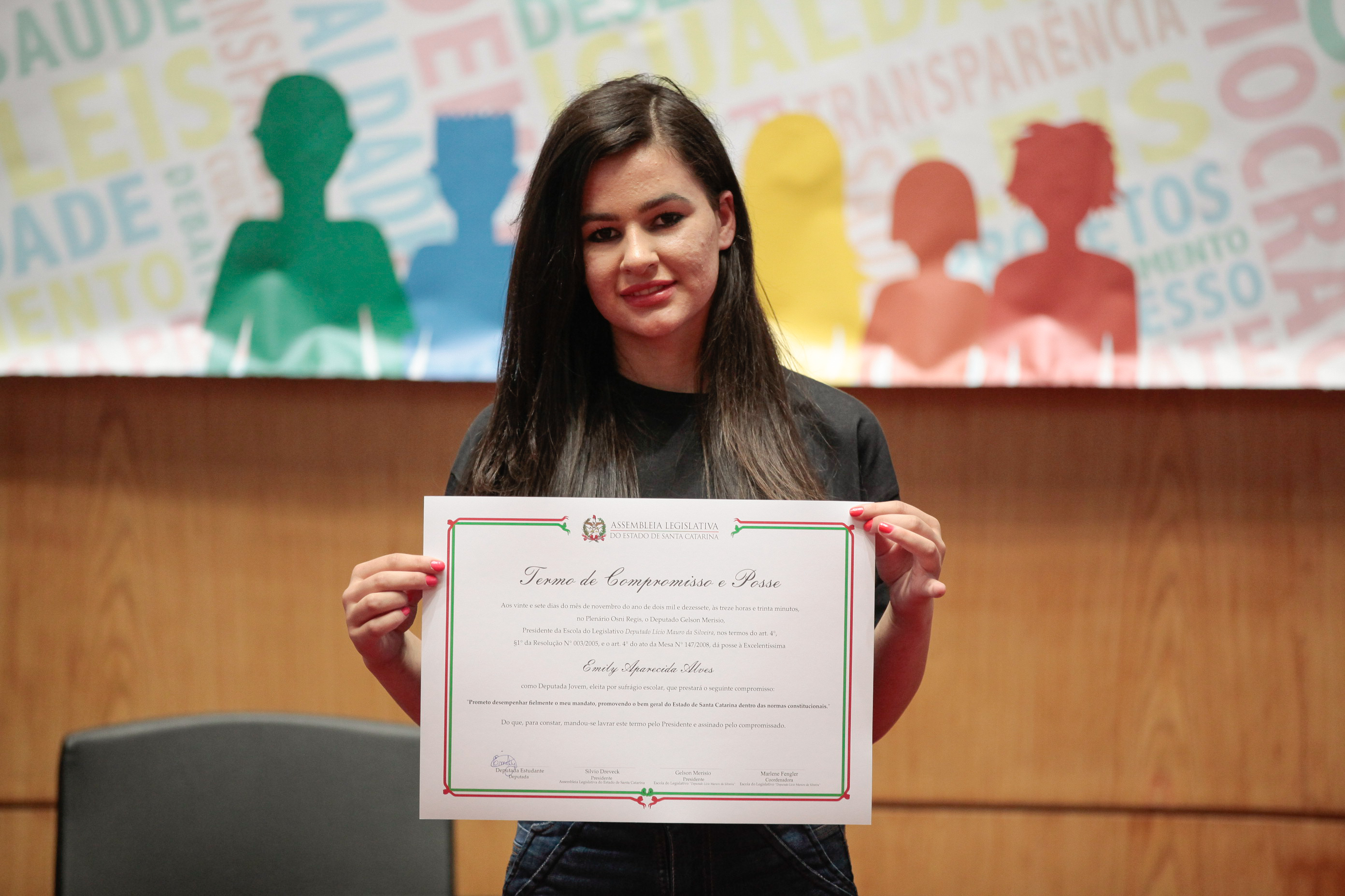 Programa Jovens Parlamentares.