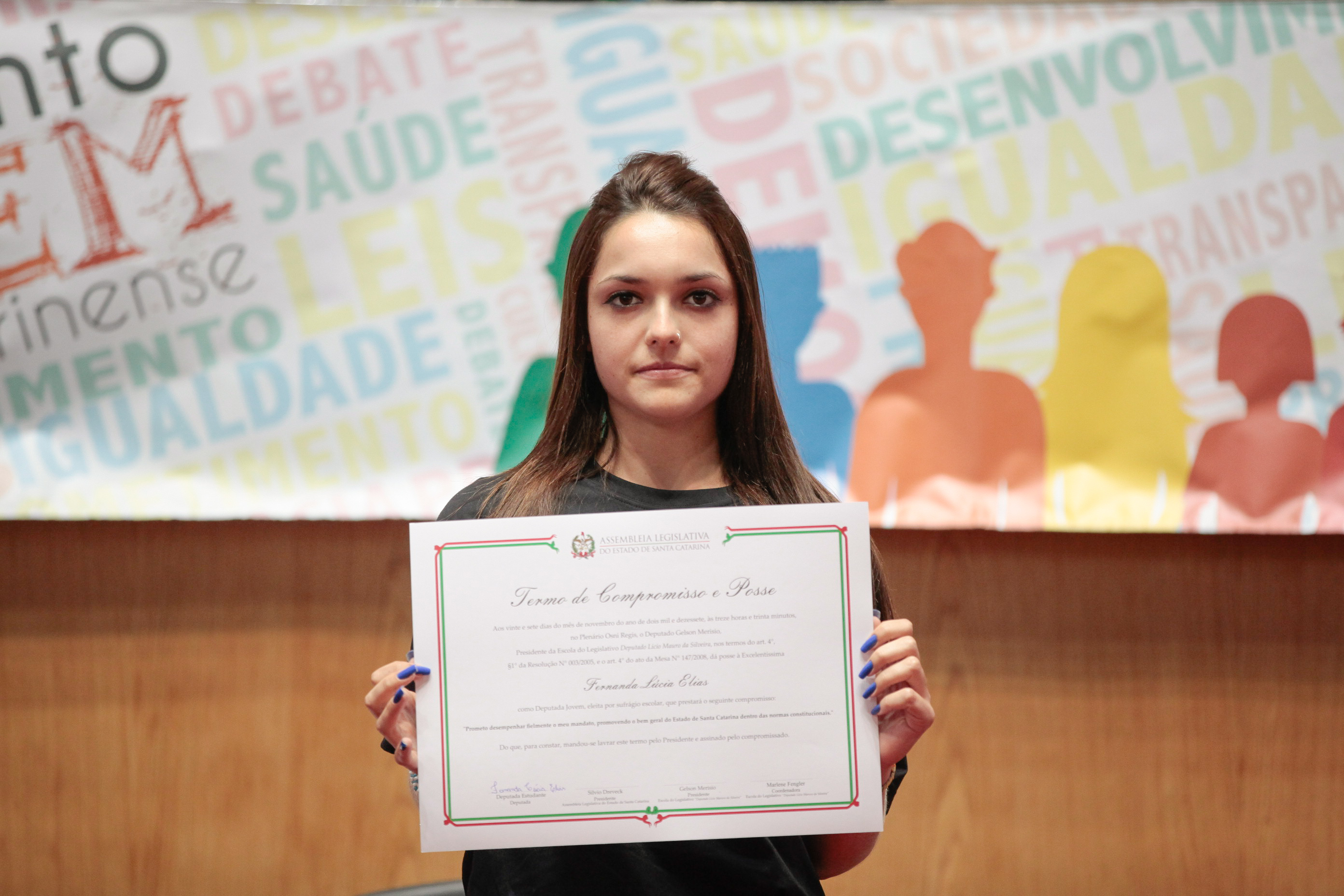 Programa Jovens Parlamentares.