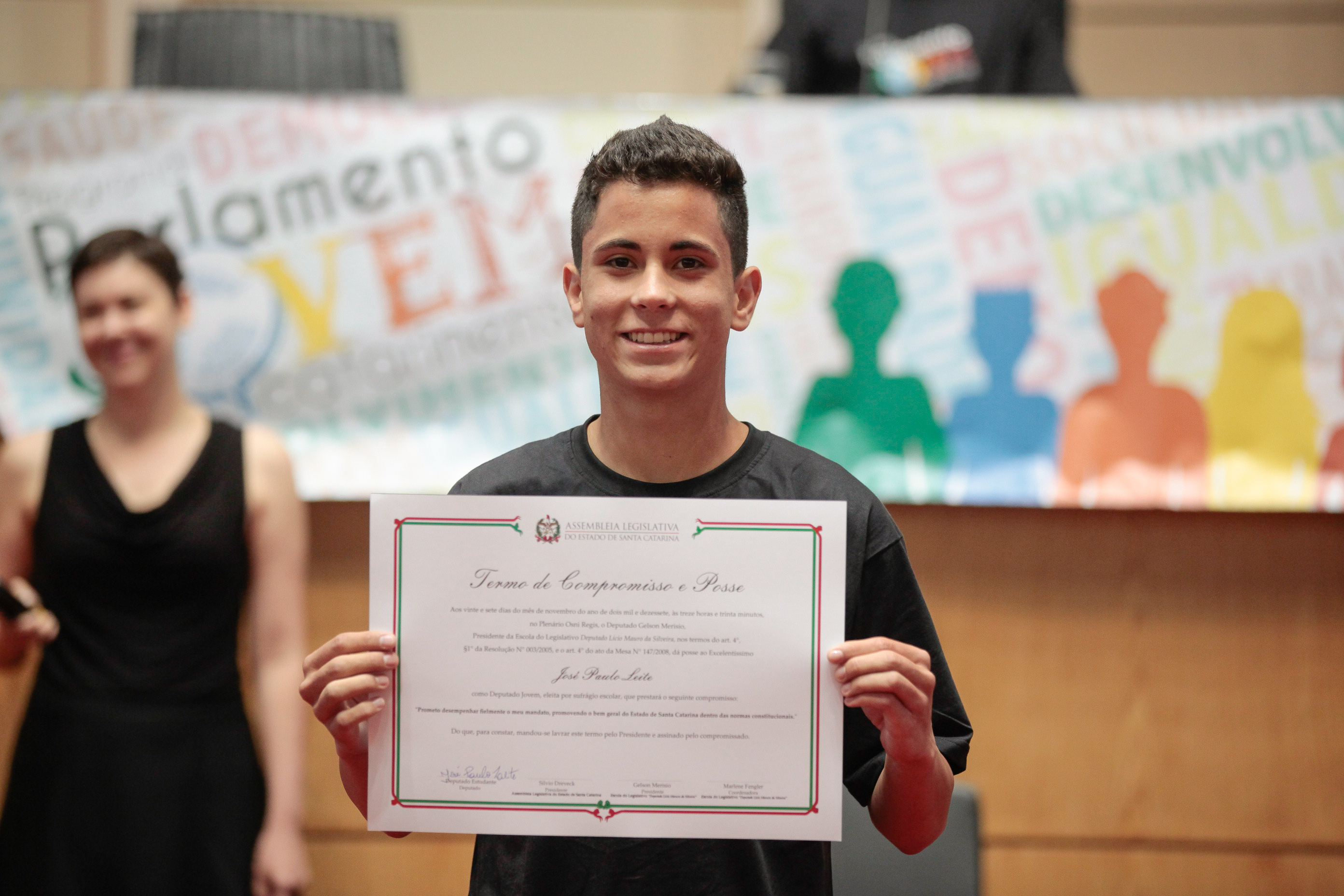 Programa Jovens Parlamentares.