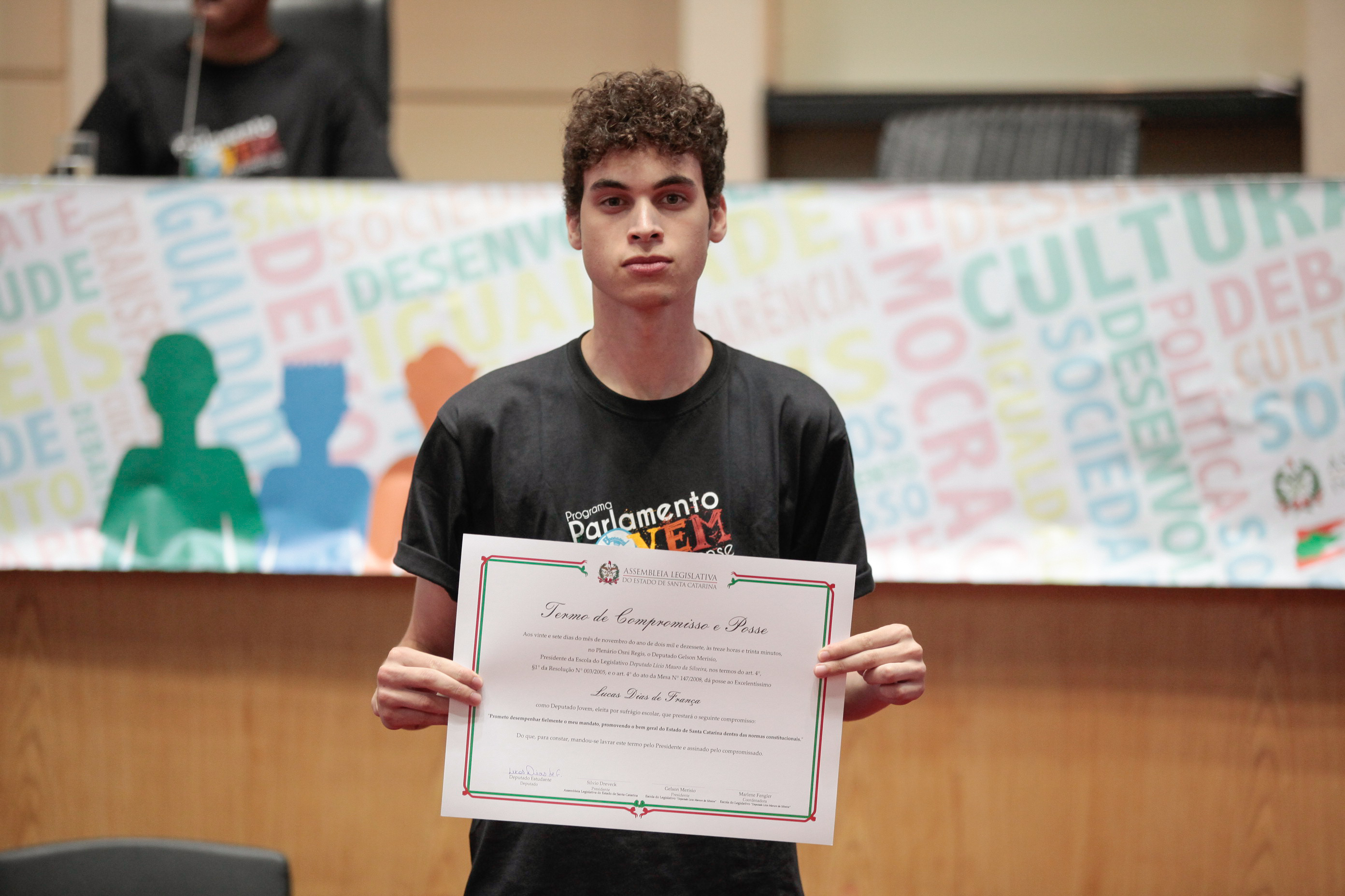 Programa Jovens Parlamentares.