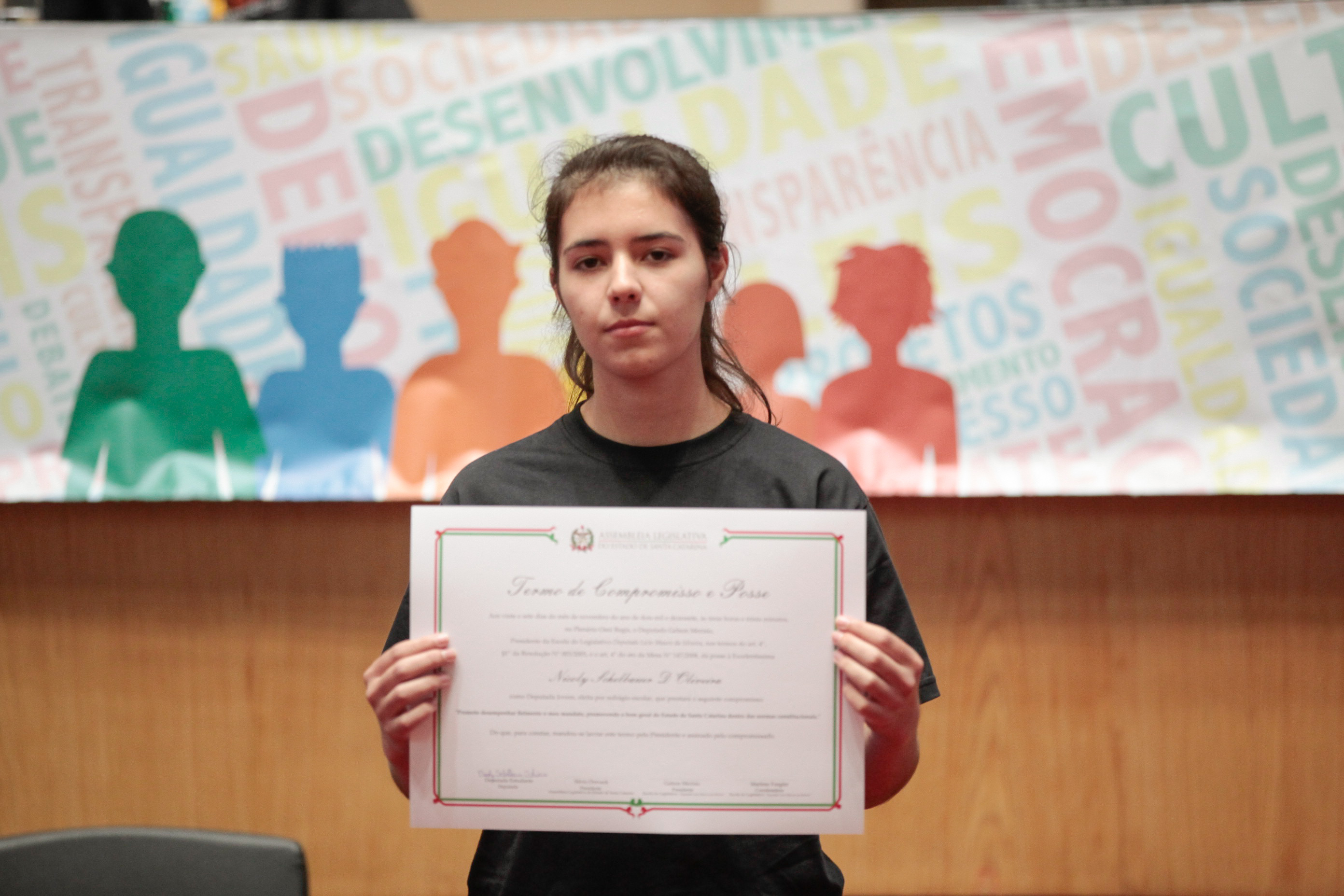 Programa Jovens Parlamentares.