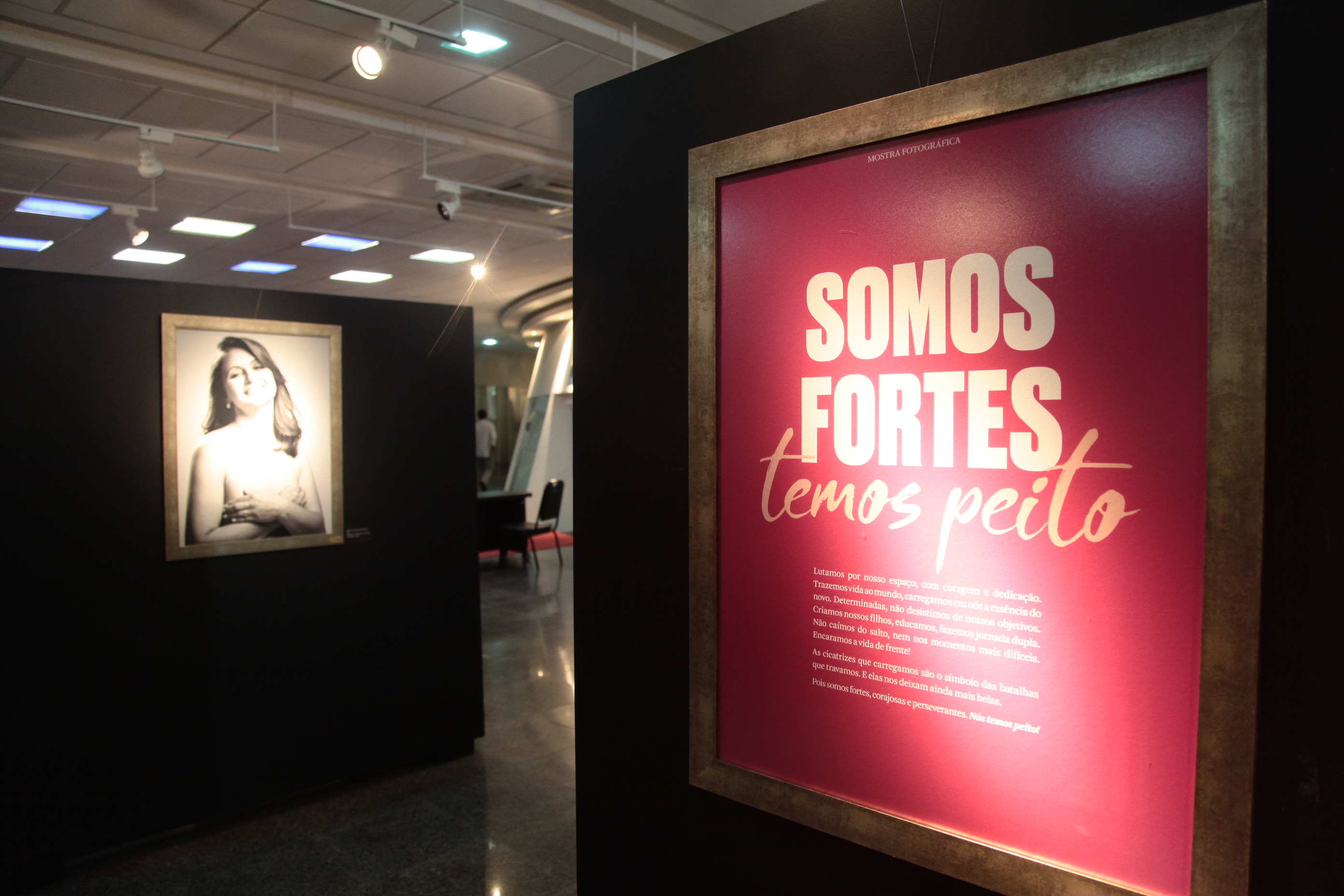 Exposição Fotográfica SOMOS FORTES,TEMOS PEITO