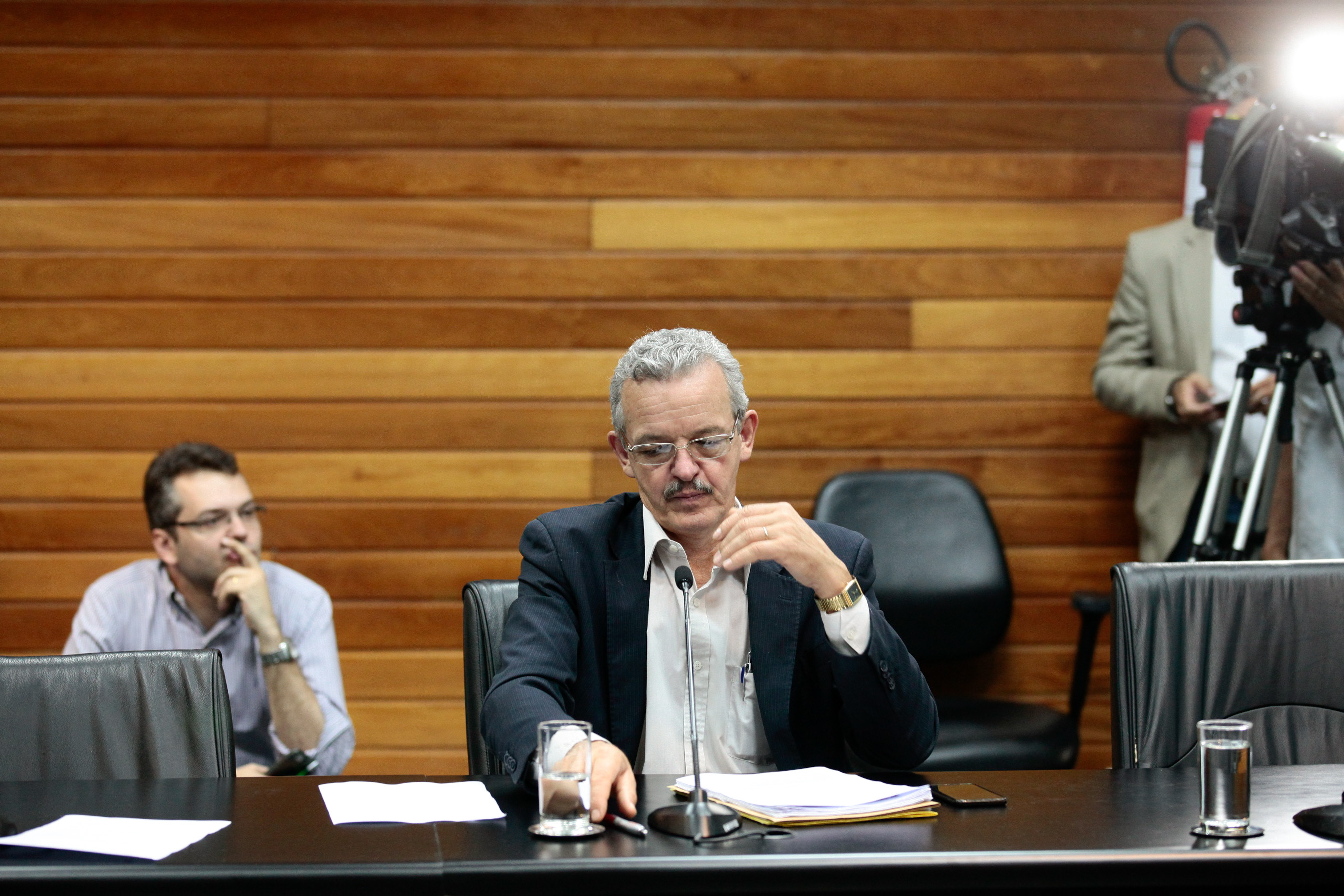 Continuação da Comissão de Constituição e Justiça.
