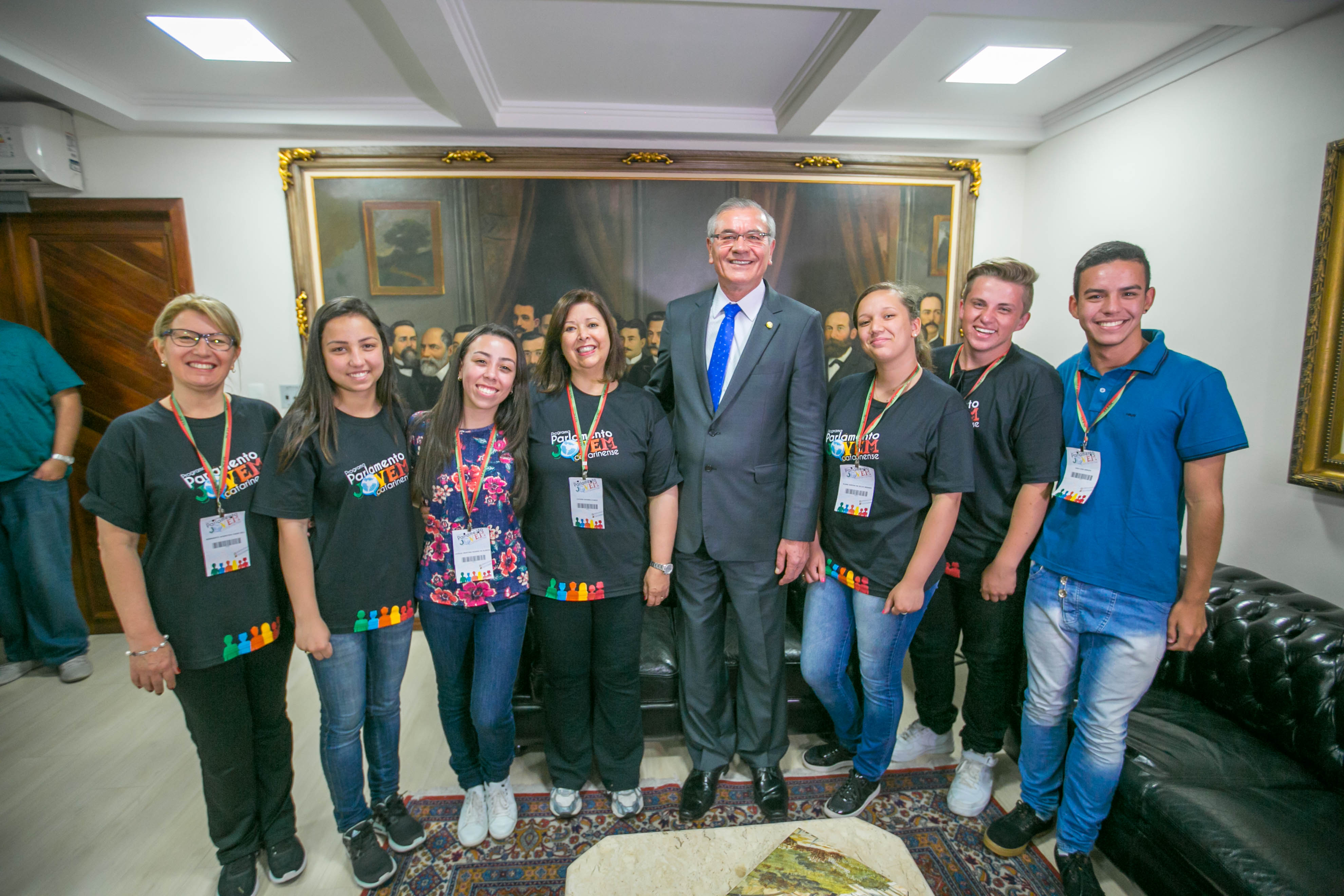 Parlamento Jovem visita o Presidente da ALESC
