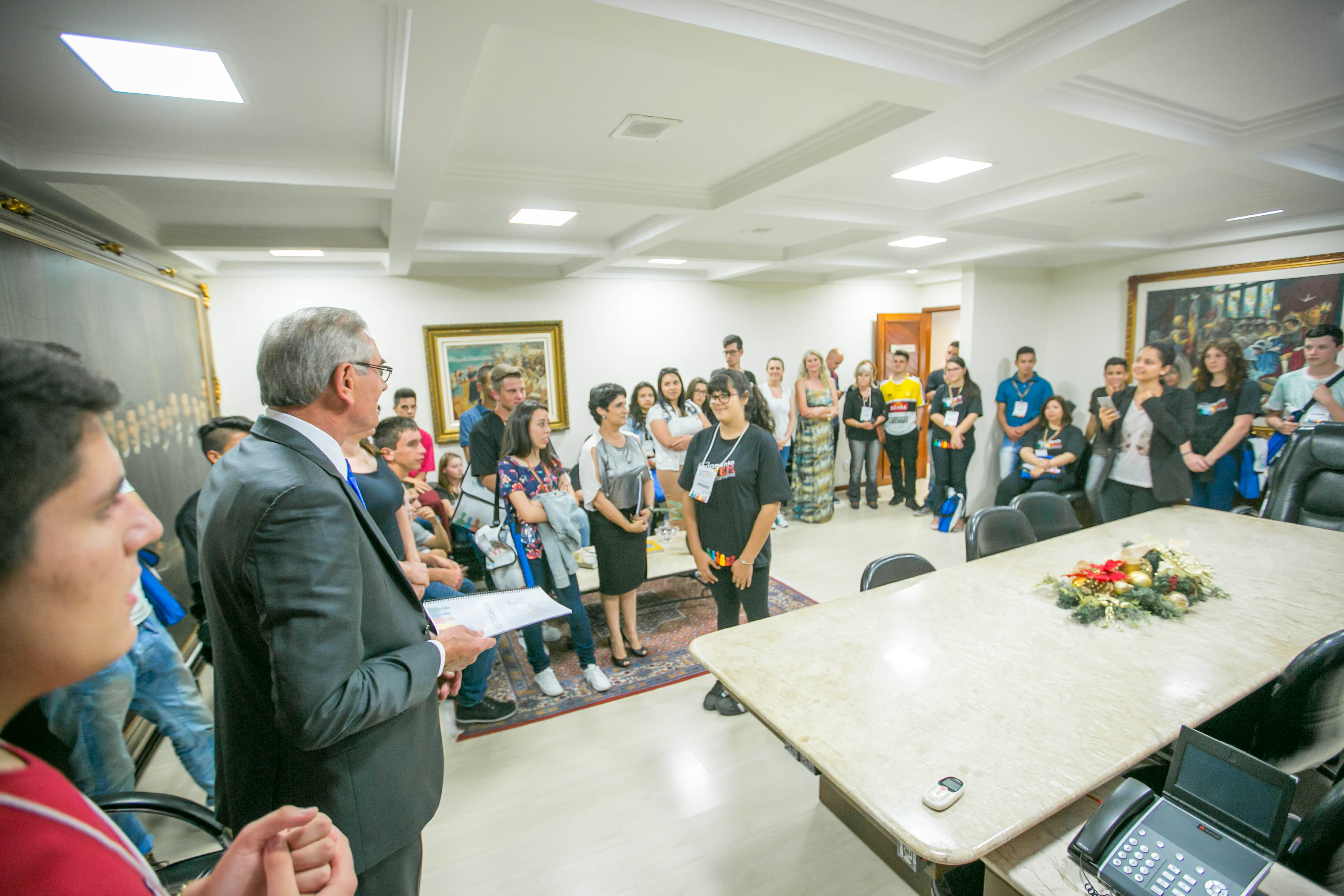Parlamento Jovem visita o Presidente da ALESC