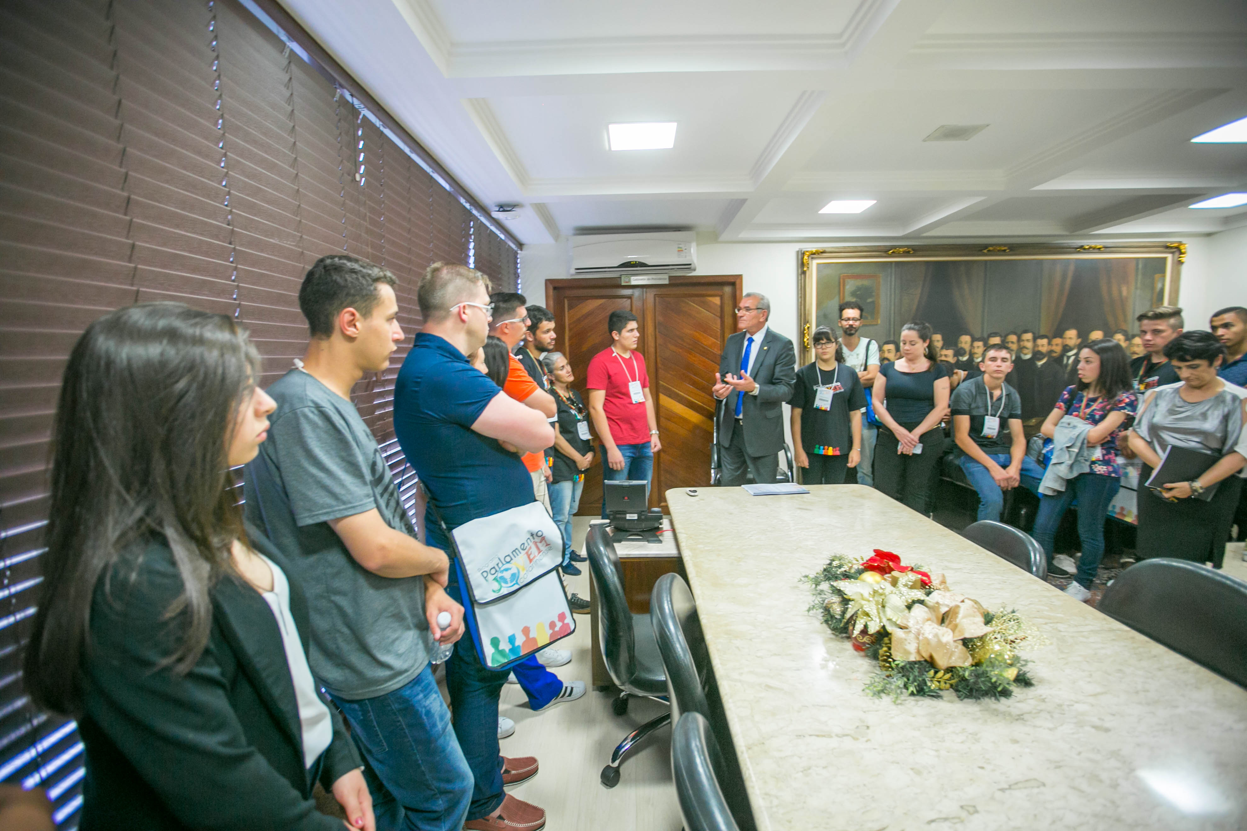 Parlamento Jovem visita o Presidente da ALESC