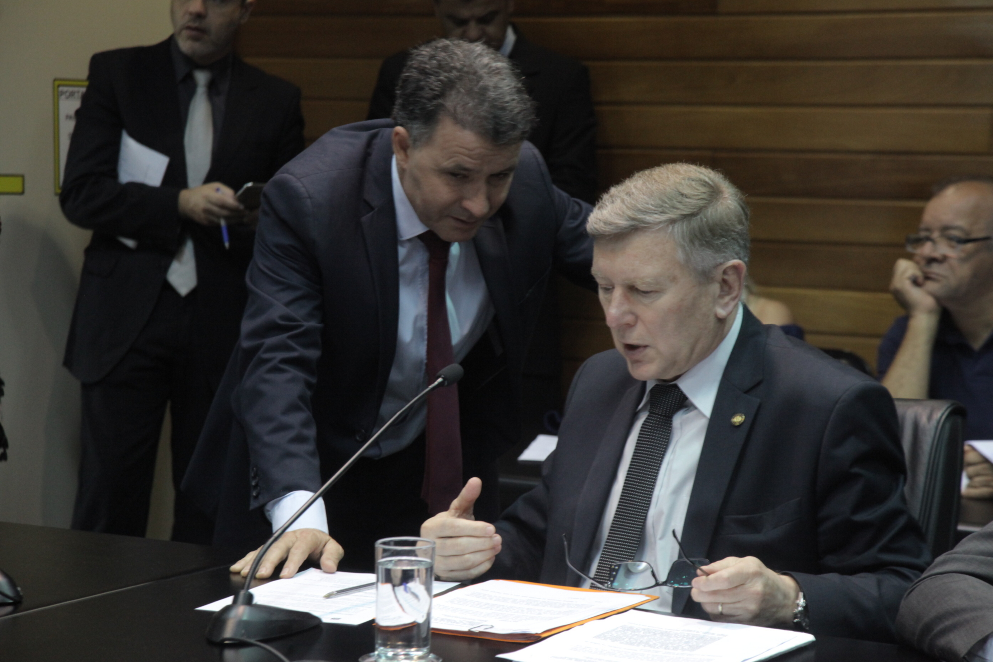 Finanças aprova MP que reduz temporariamente contribuição do Estado no SC Saúde