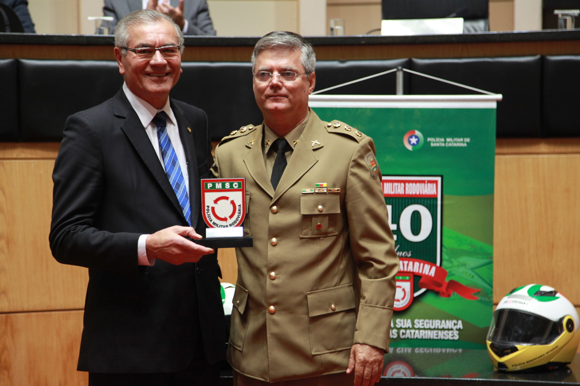 Polícia Rodoviária Estadual recebe homenagem na Assembleia Legislativa