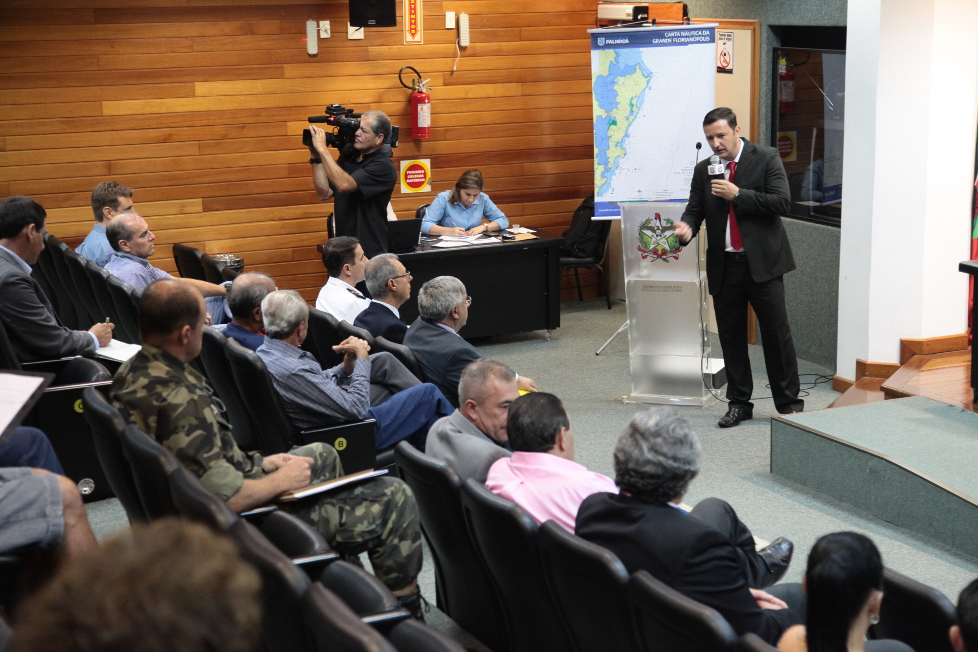 Audiência debate atividades das embarcações de pesca artesanal na costa de SC