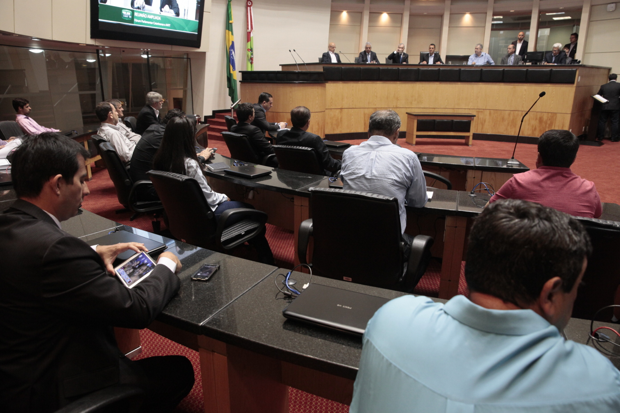 Alesc sedia debate sobre marginais da BR-101 e contorno da Grande Fpolis
