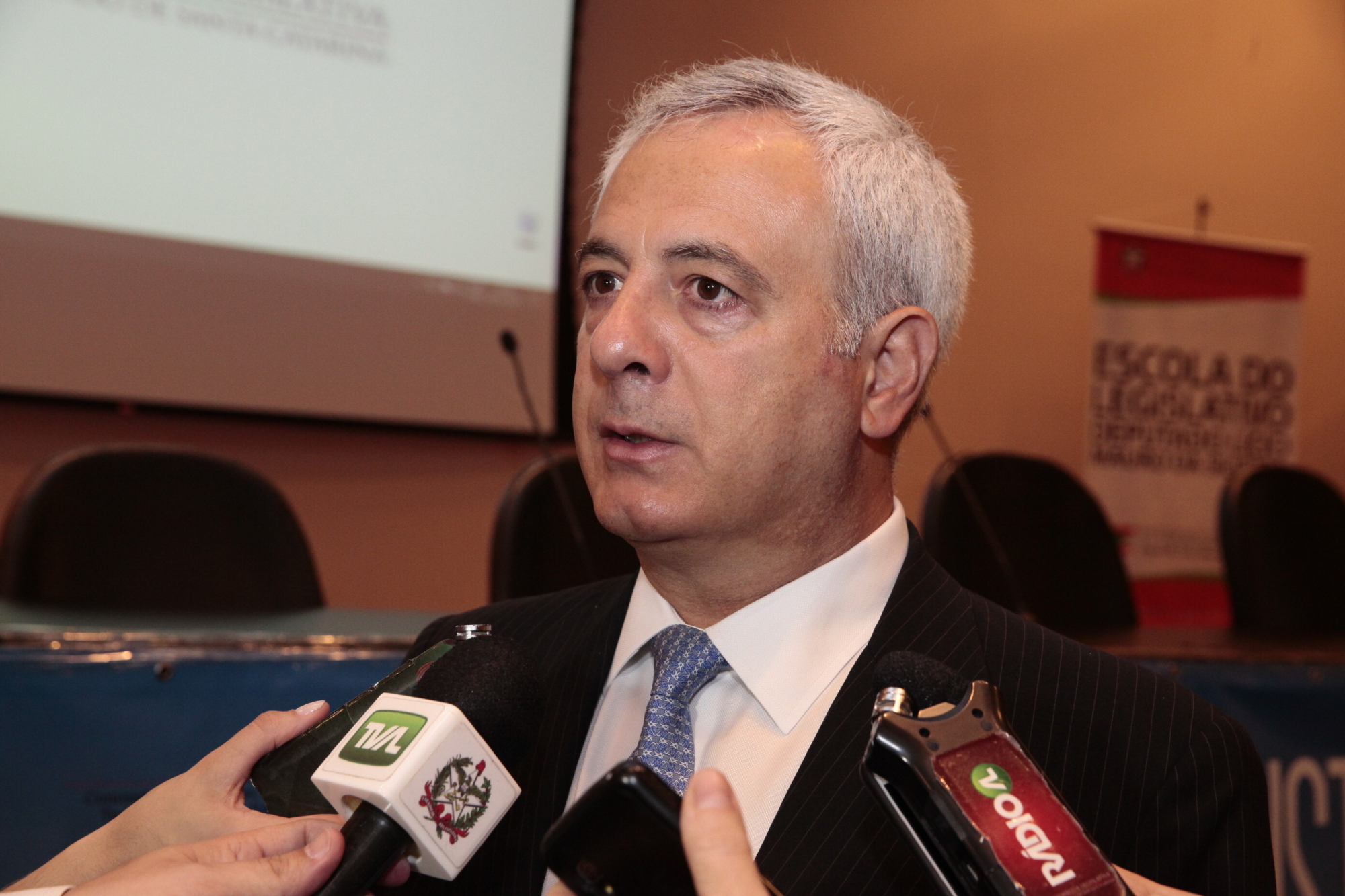 Complexidade do licenciamento trava a difusão das PCHs
