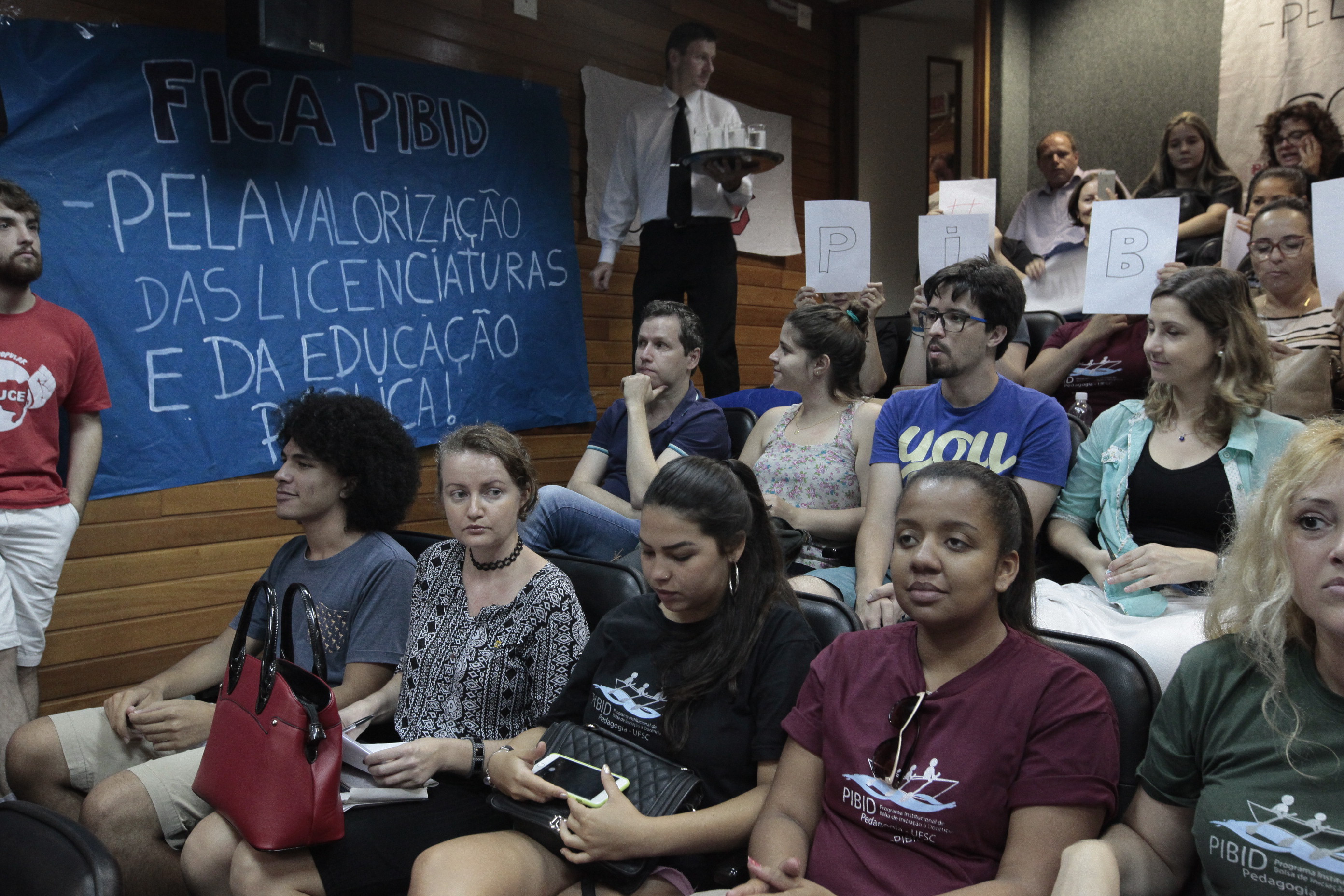 Programa Institucional de Bolsa de Iniciação a Docência (PIBID e PIBID Diversidade)