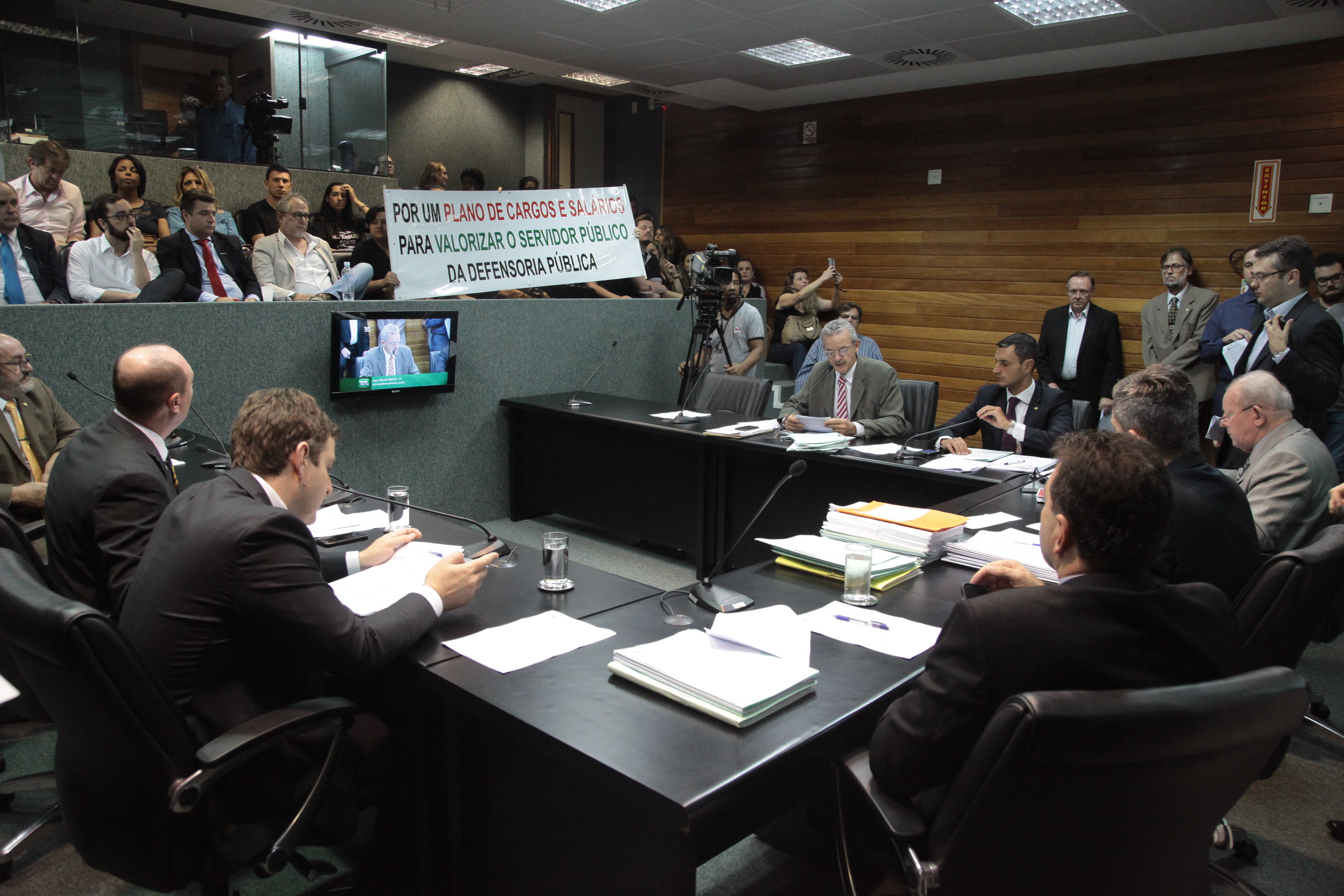 Comissão de Constituição e Justiça