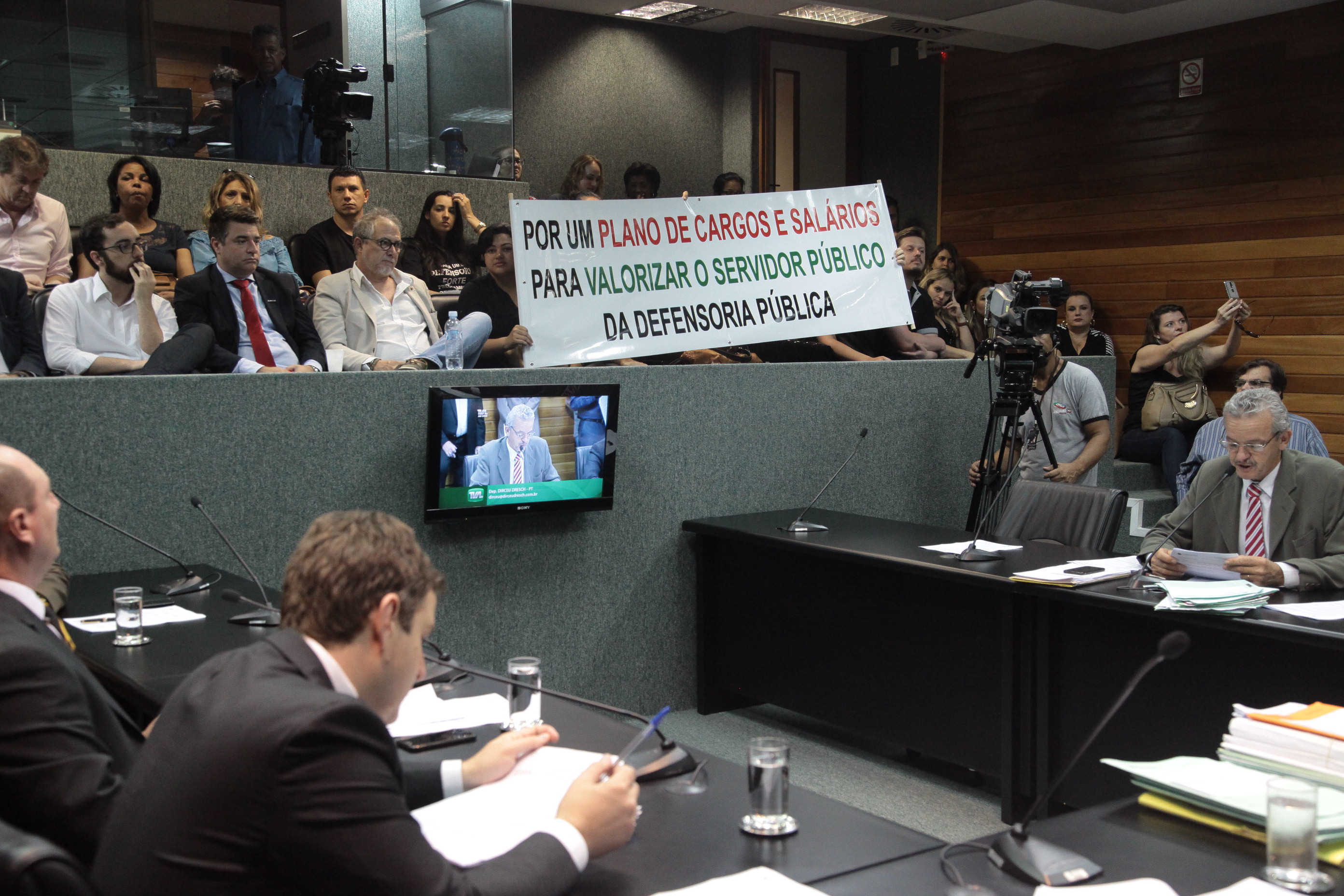 Comissão de Constituição e Justiça
