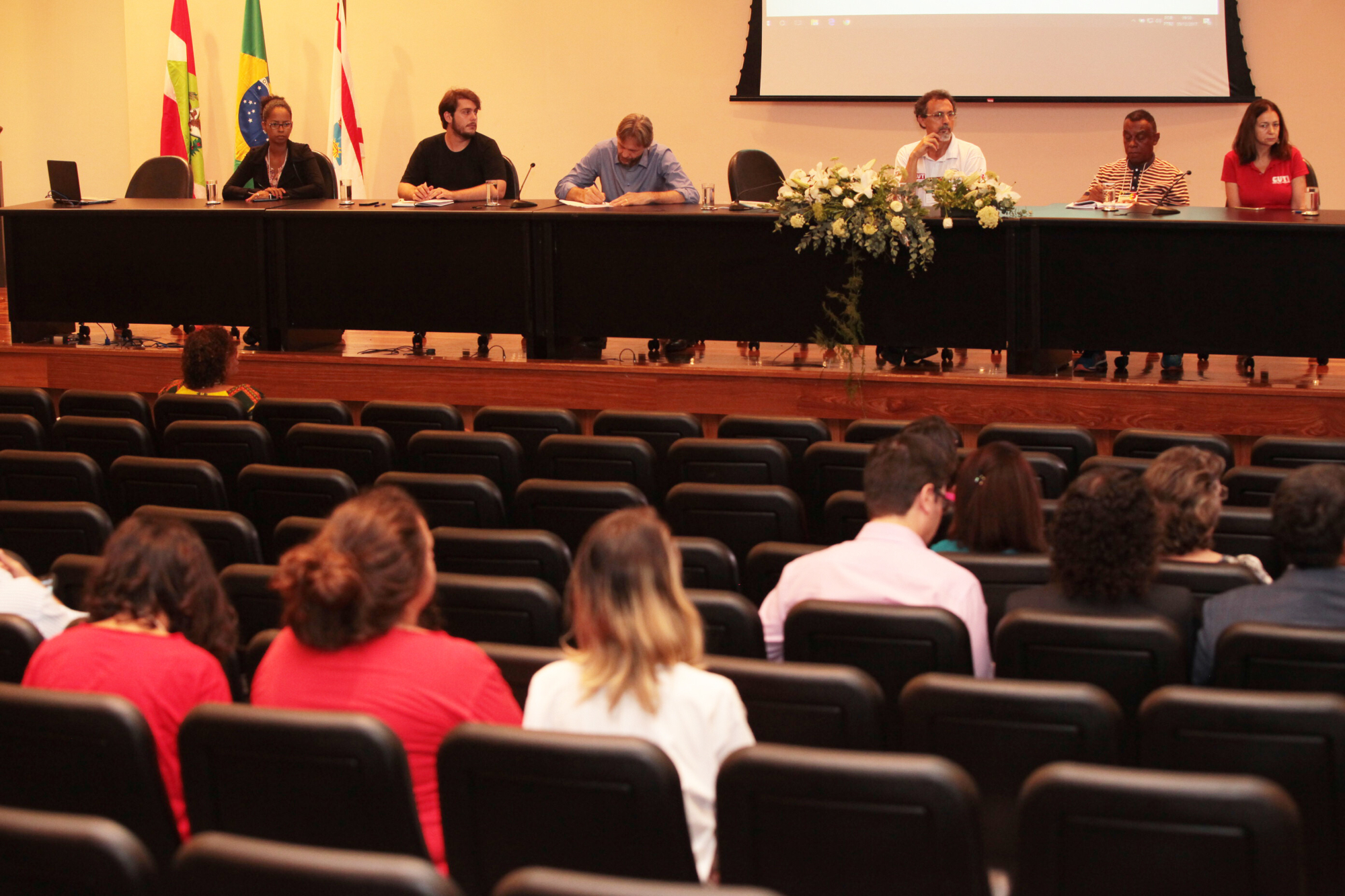 Parlamento recebeu conferência sobre Plano de Educação