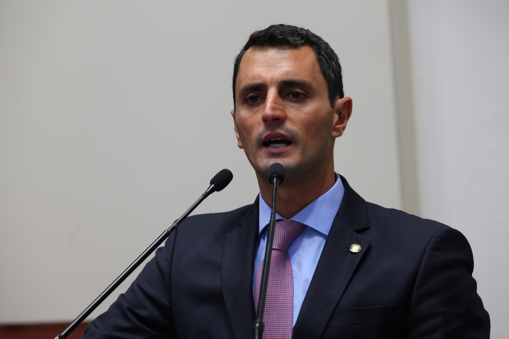 Assembleia aprova nova regra para aquisição e locação de imóveis pelo Estado