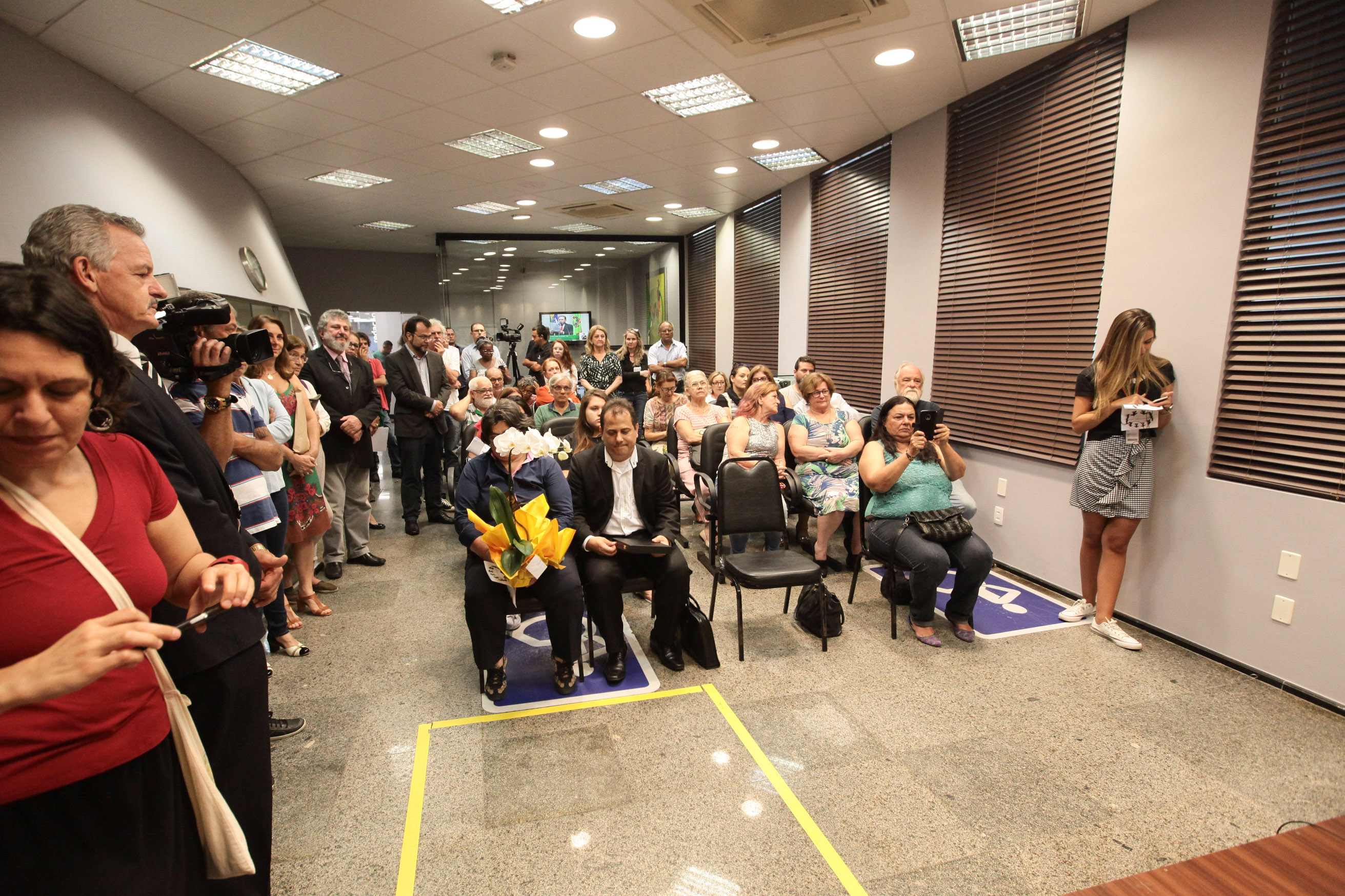 Homenagem póstuma à Derlei de Luca.