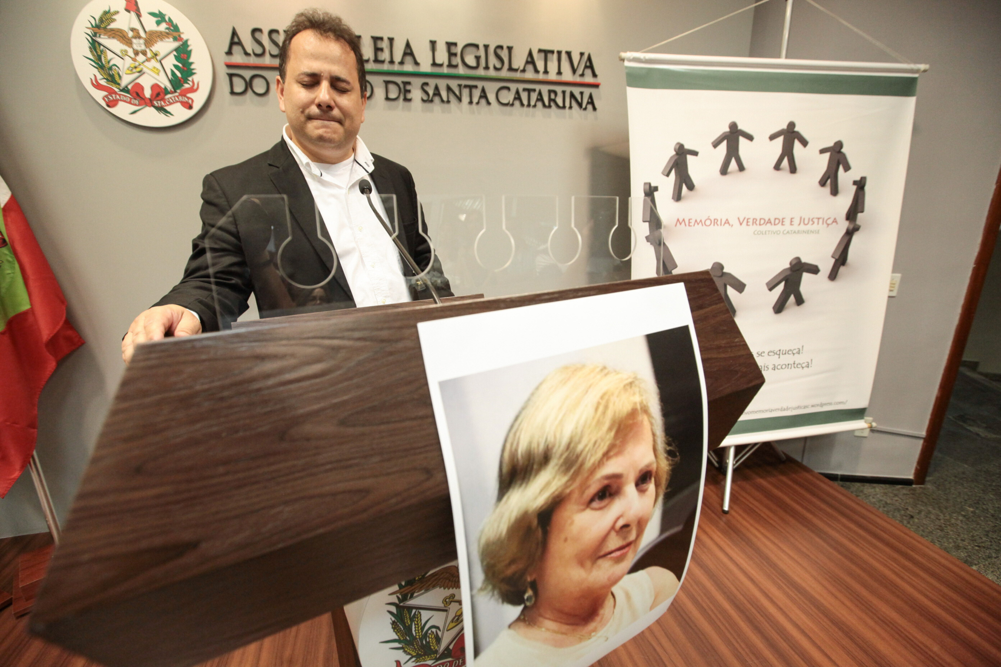 Assembleia Legislativa presta homenagem póstuma à Derlei de Luca
