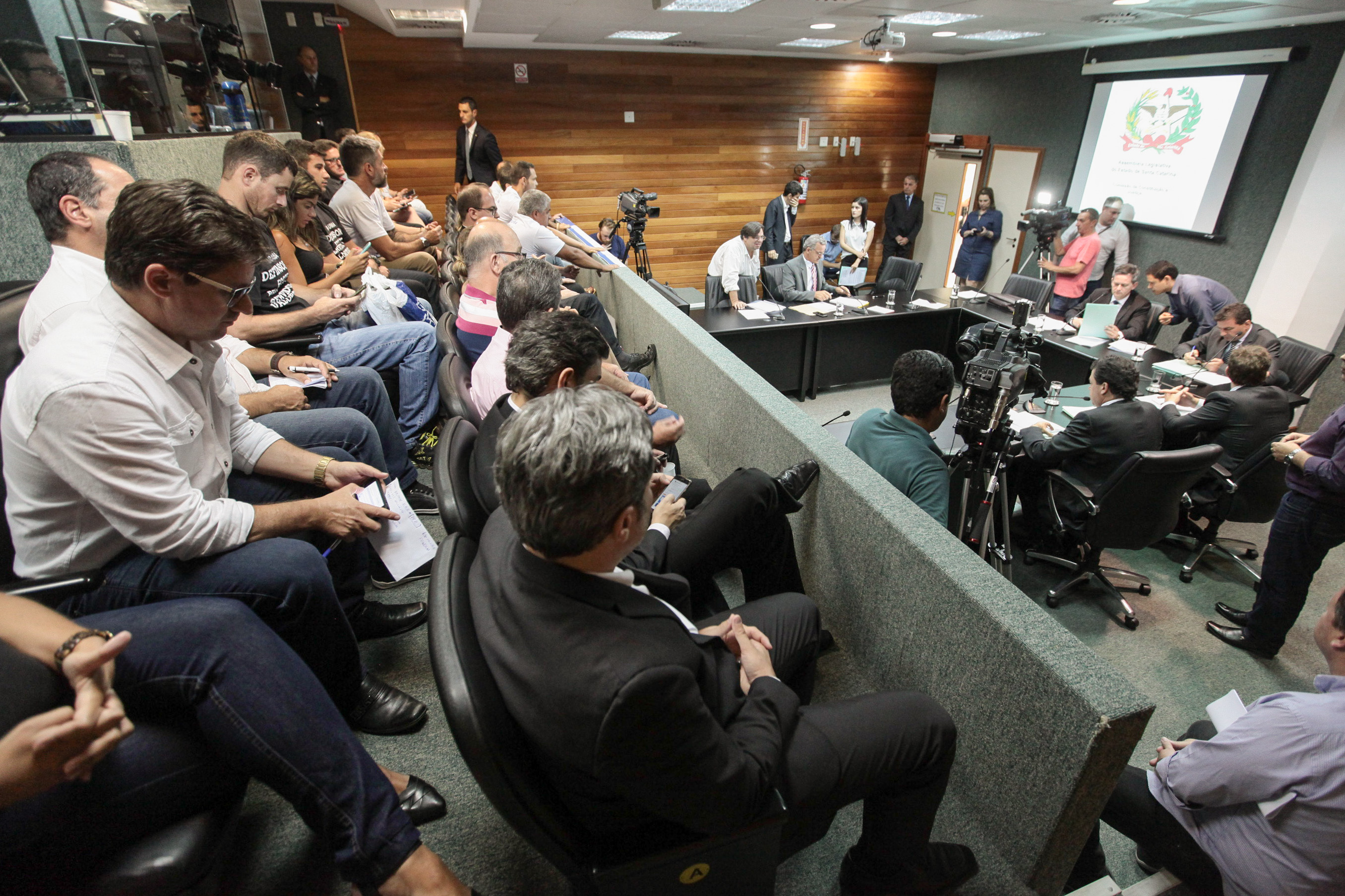 Comissão de Constituição e Justiça.
