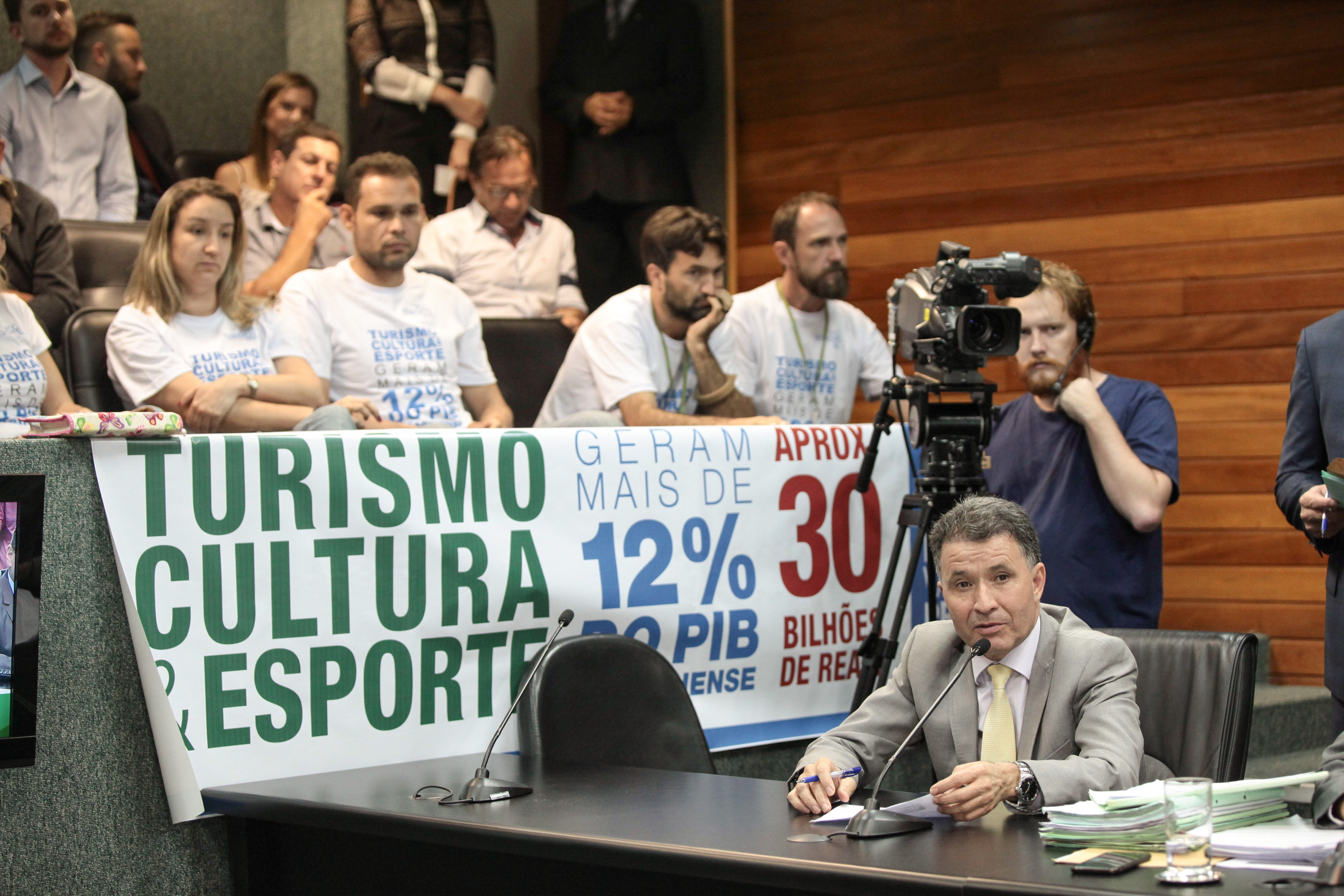 Comissão de Constituição e Justiça.