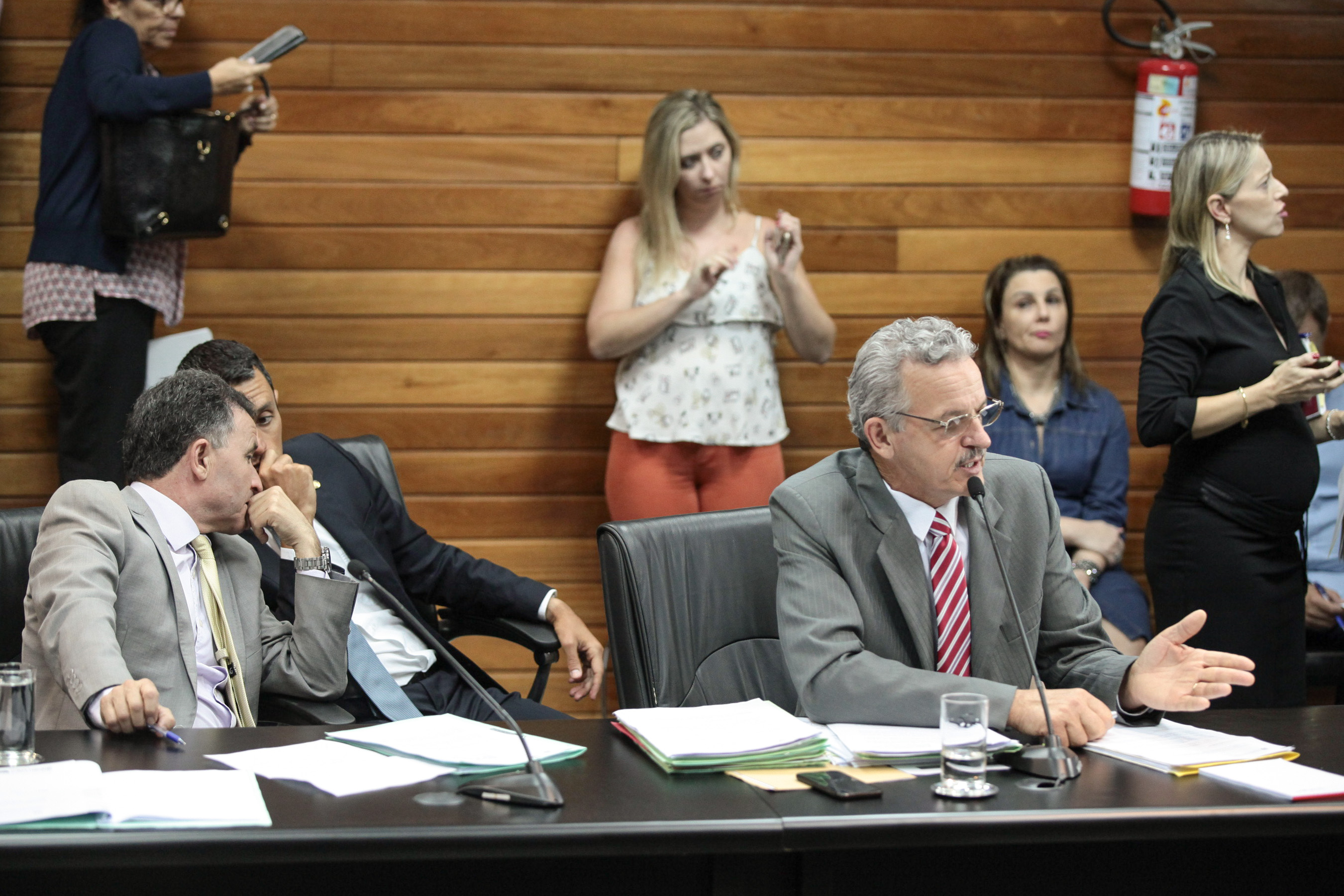 Comissão de Constituição e Justiça.