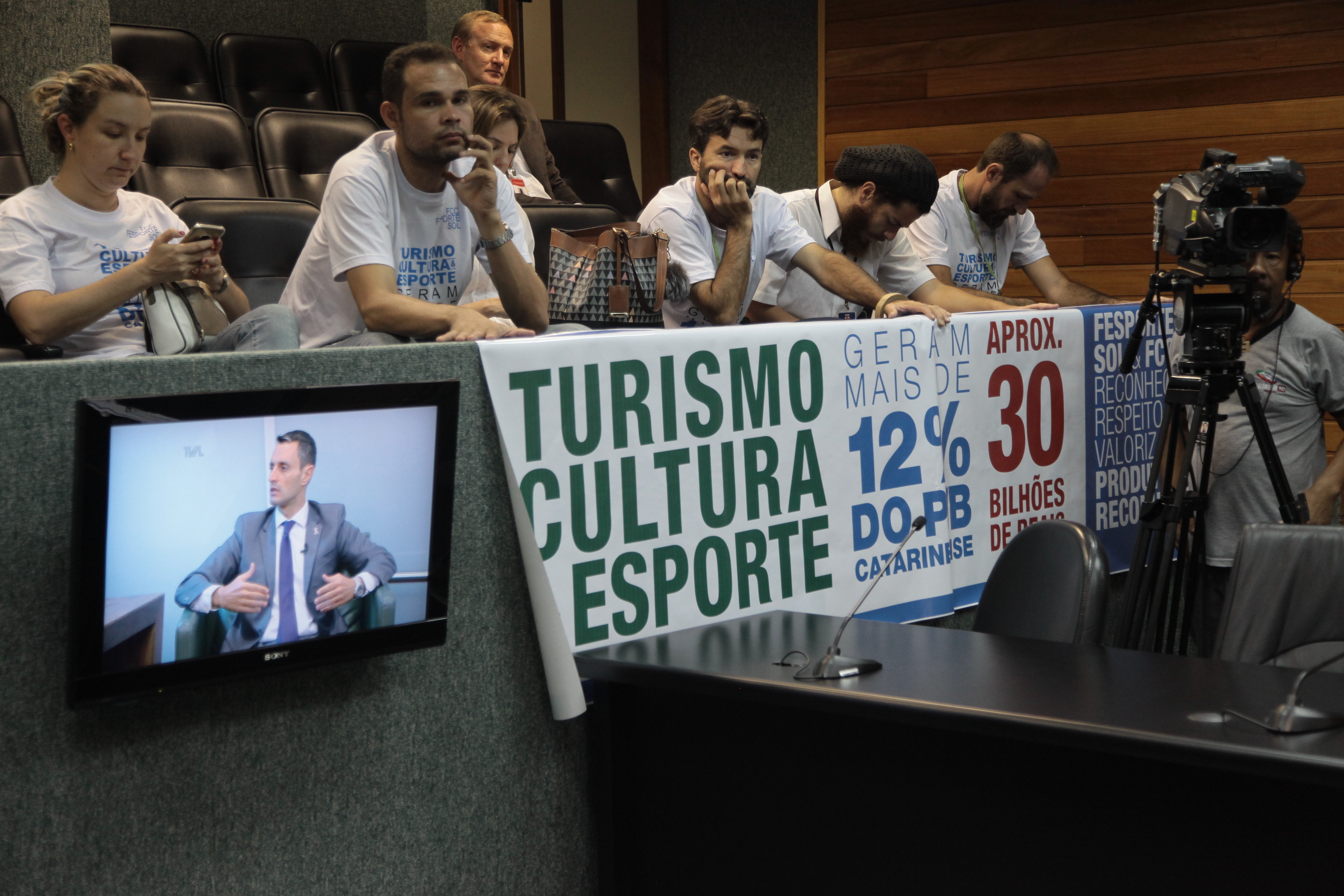 Comissão de Economia.