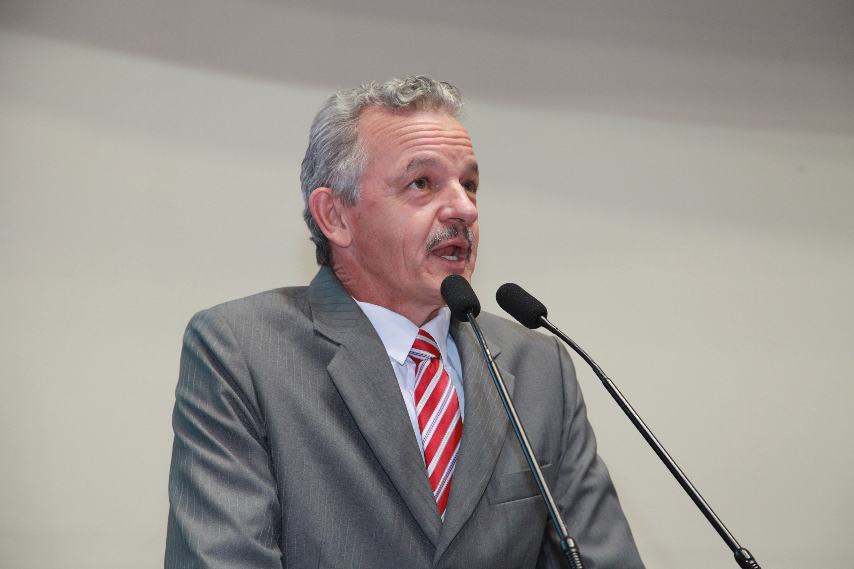 Deputado Dirceu Dresch (PT). Sessão Ordinária.