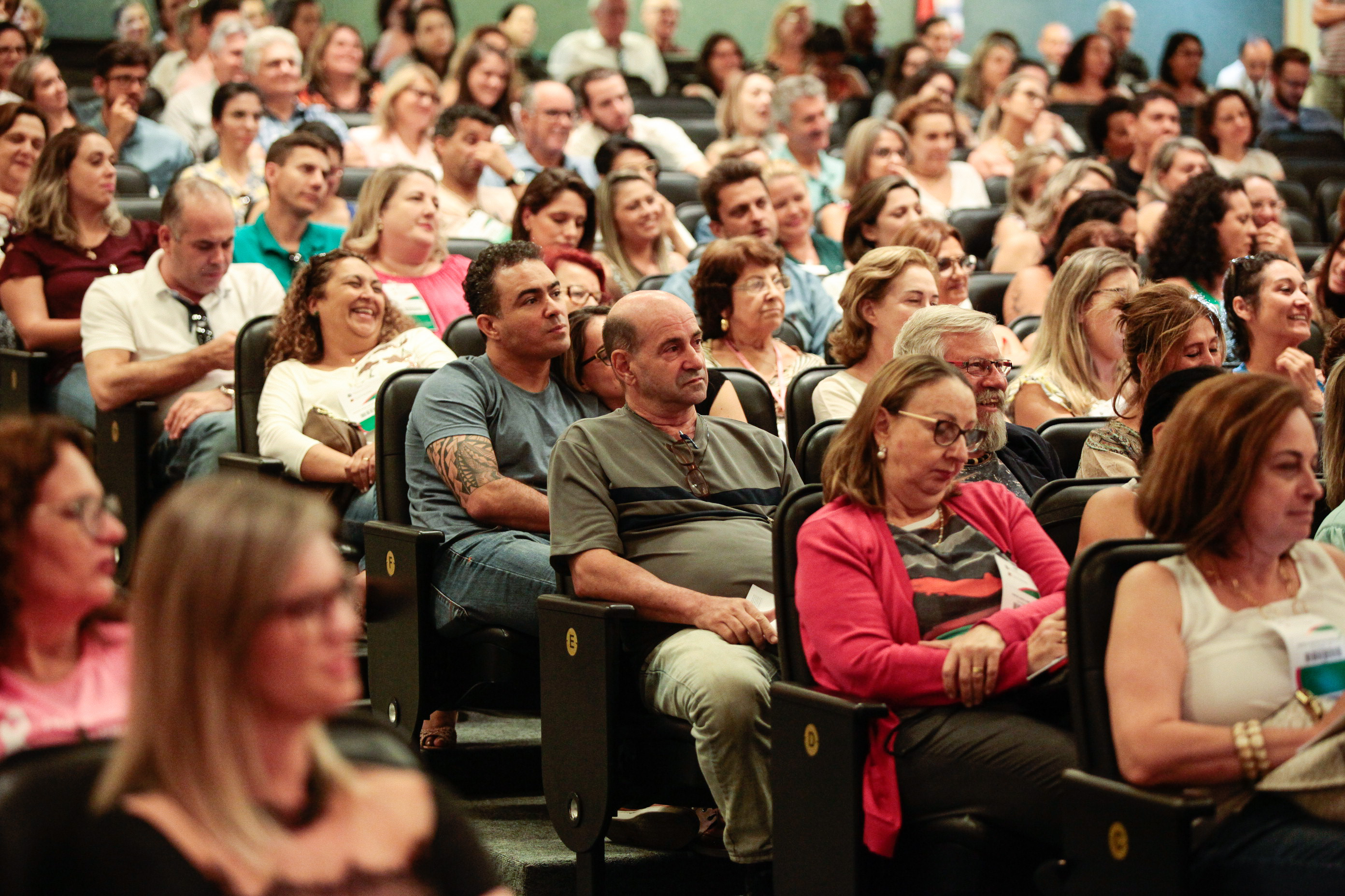 Palestra com Dr. Drauzio Varella e lançamento de campanha Câncer, Você Não Está Sozinho Nessa Luta.
