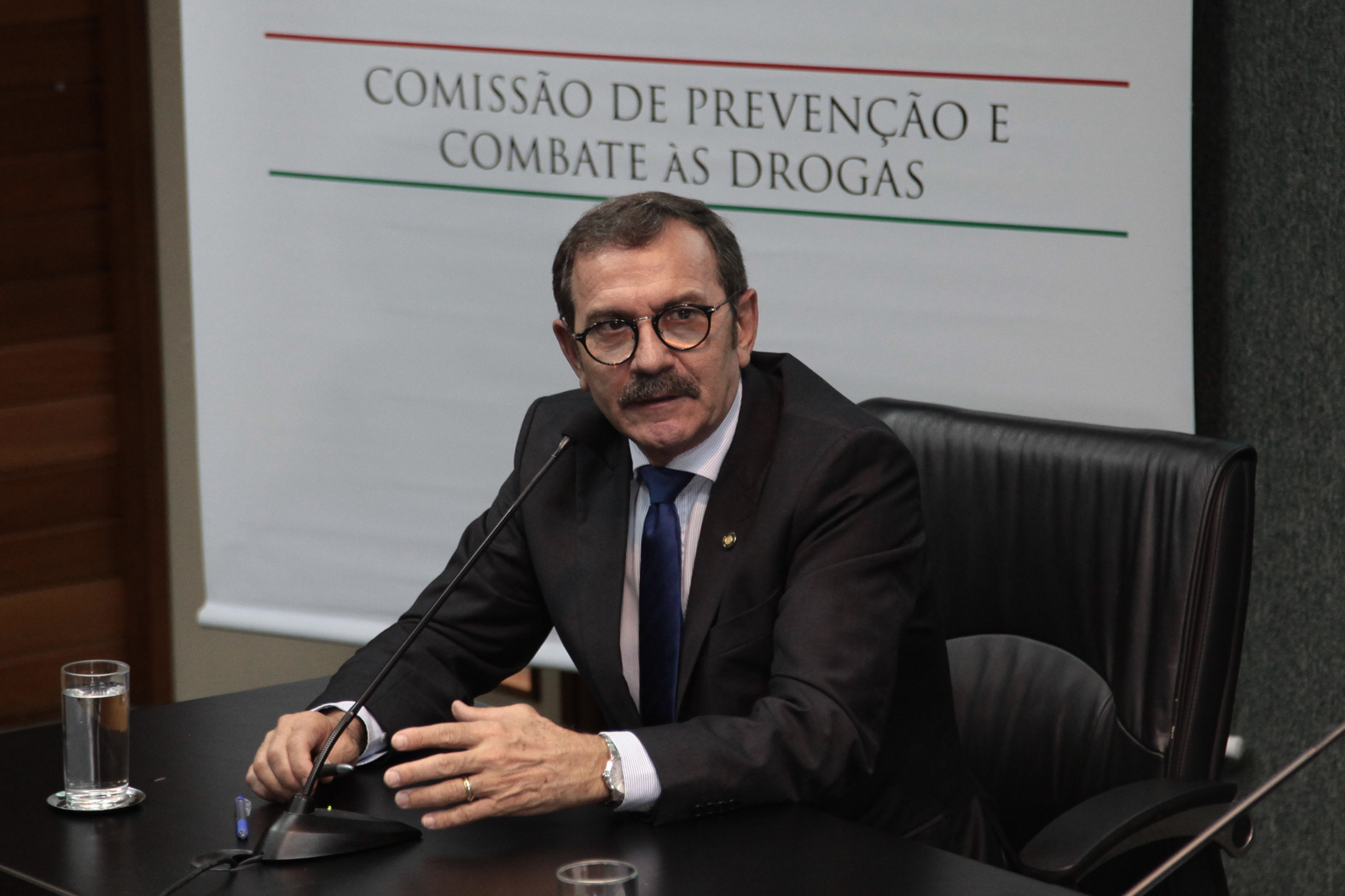 Comissão de Prevenção e Combate às Drogas.