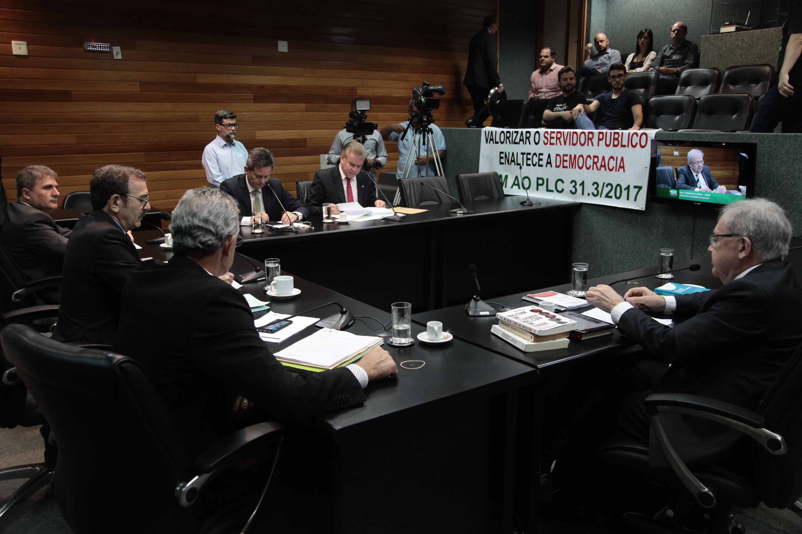 Comissão de Trabalho, Administração e Serviço Público.