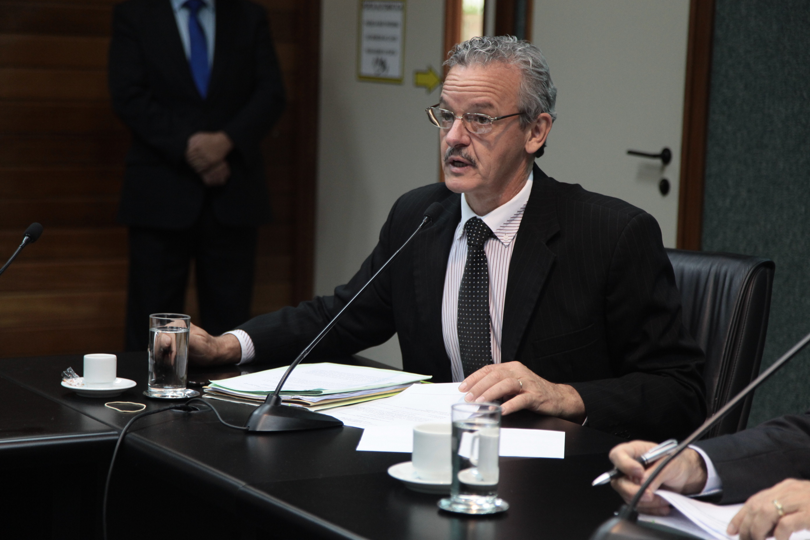 Comissão de Trabalho, Administração e Serviço Público.
