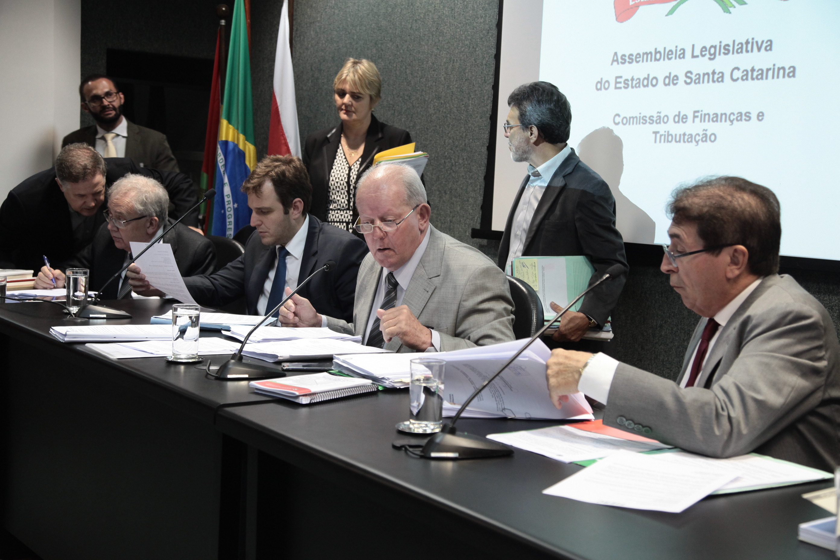 Reunião Extraordinária da Comissão de Finanças.