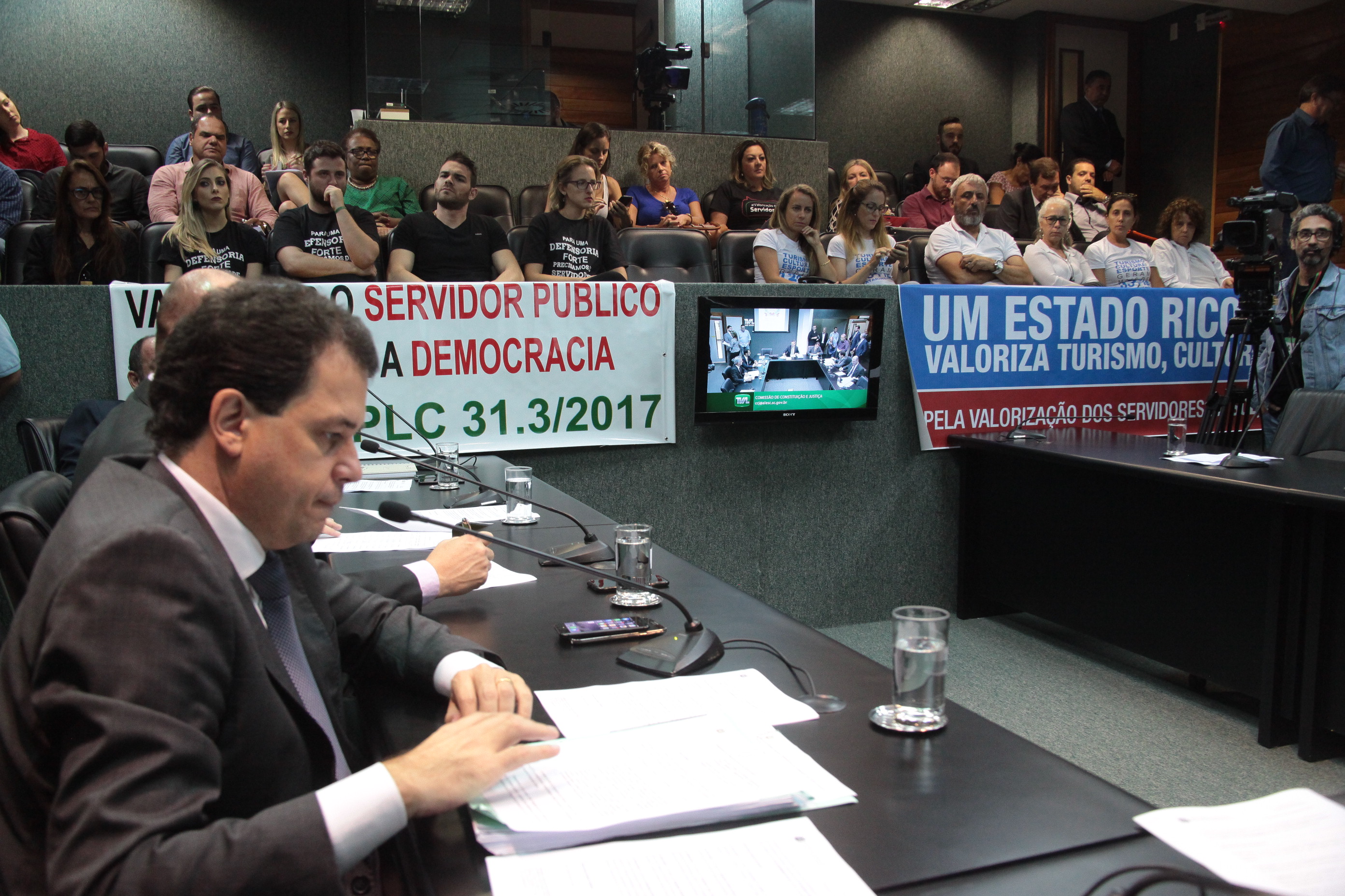 Comissão de Constituição e Justiça