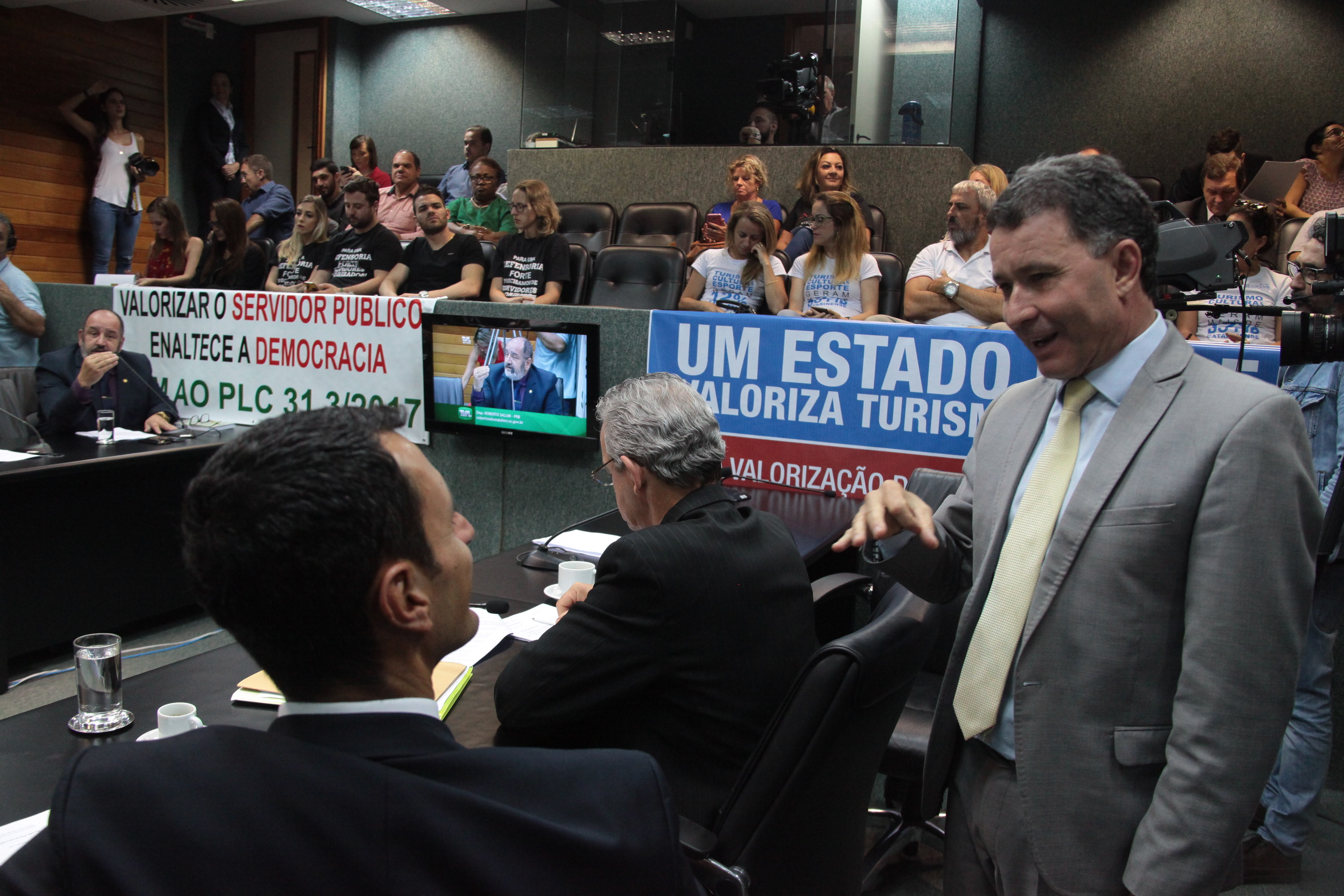 Comissão de Constituição e Justiça