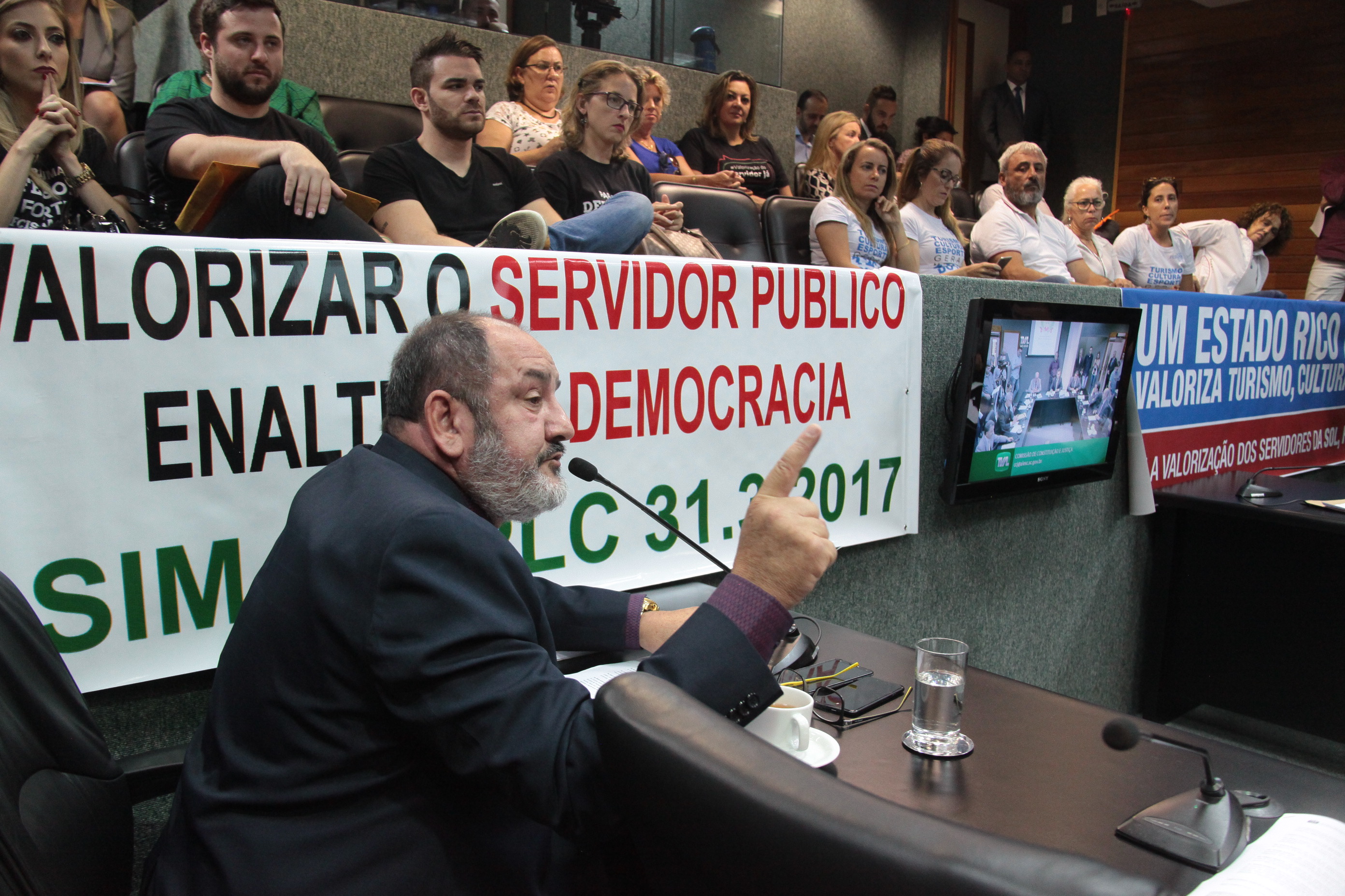Comissão de Constituição e Justiça