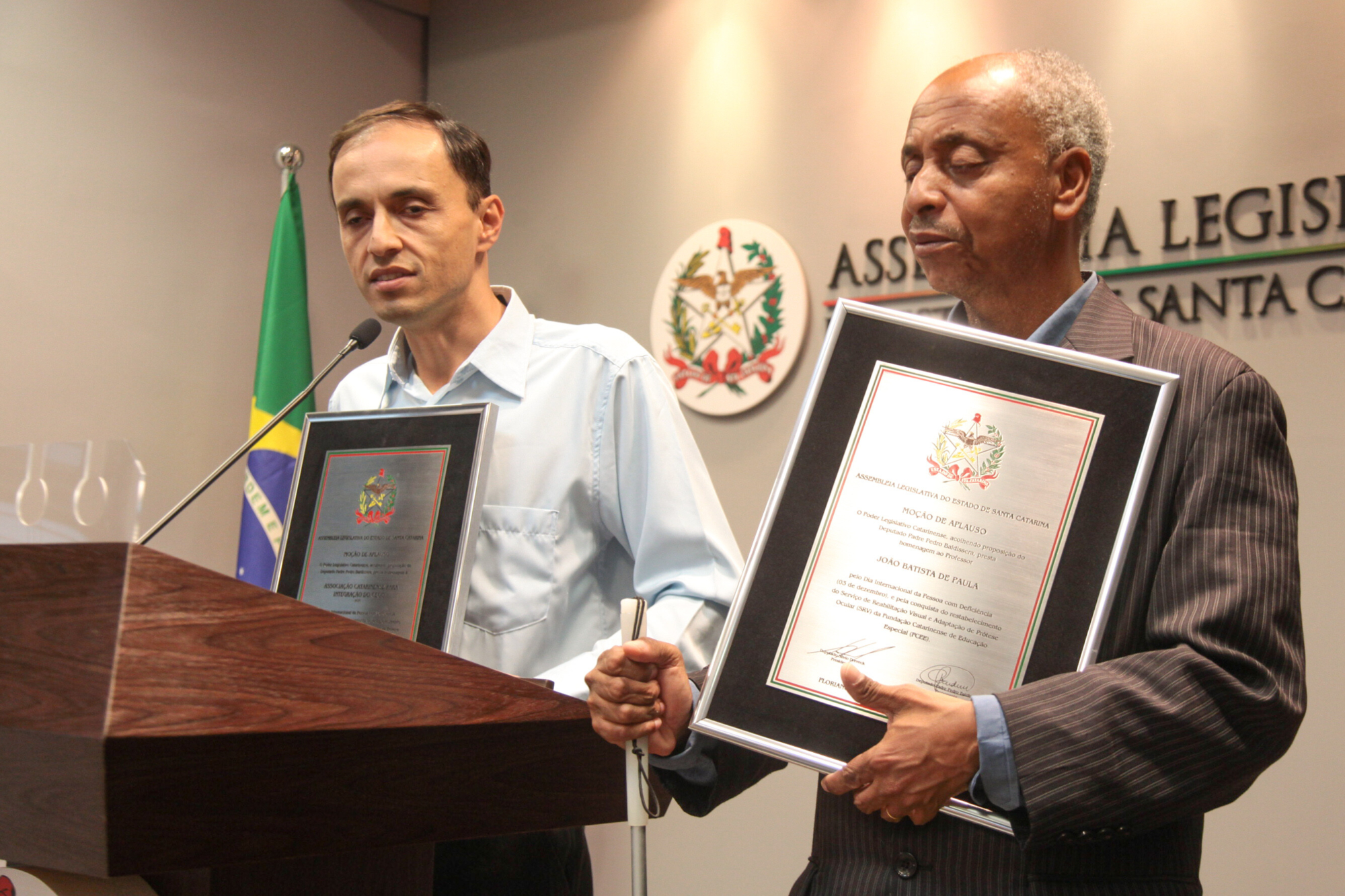 João Batista de Paula e ACIC recebem homenagem na Alesc