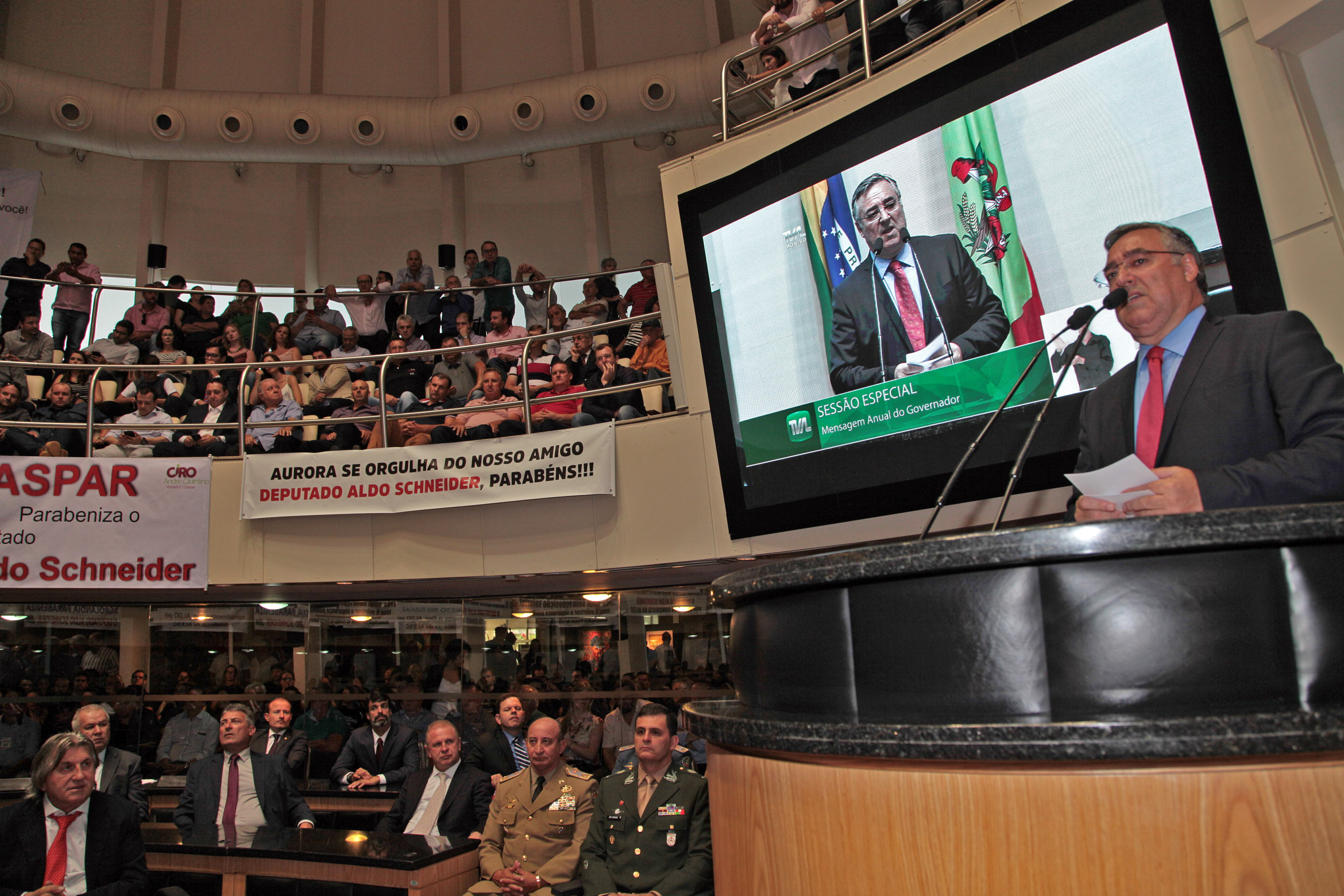 Governador Raimundo Colombo faz Leitura da Mensagem Anual.