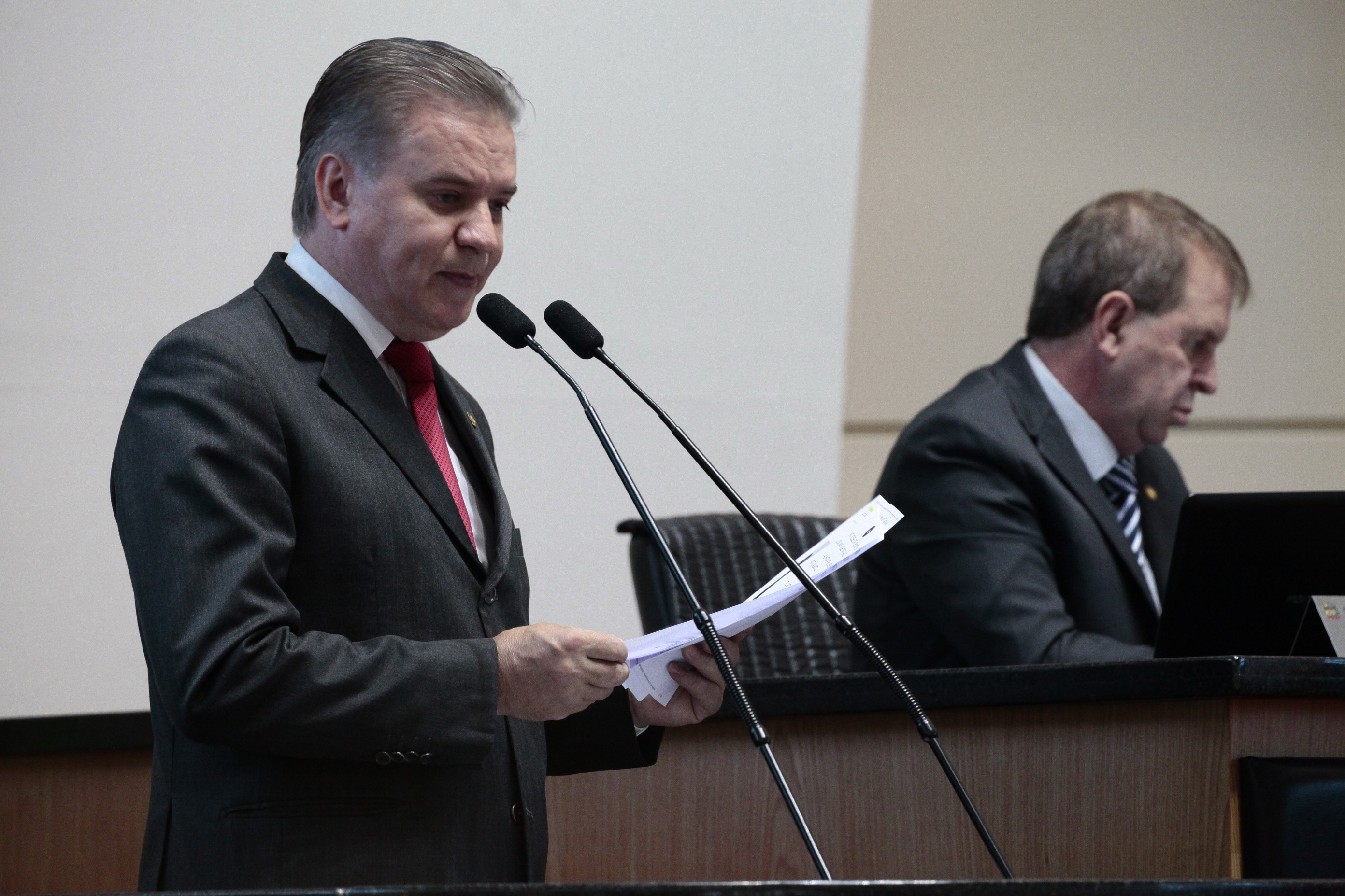 Deputado César Valduga (PCdoB)