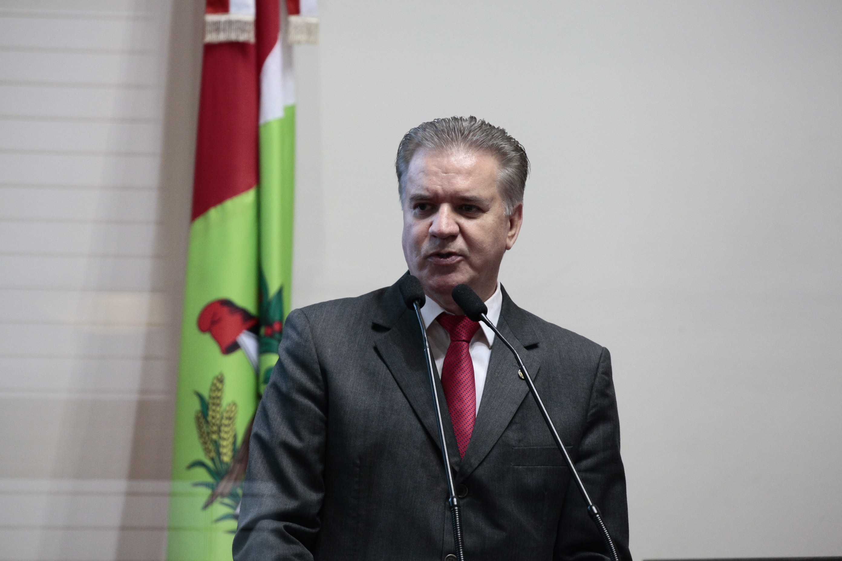 Deputado César Valduga (PCdoB)