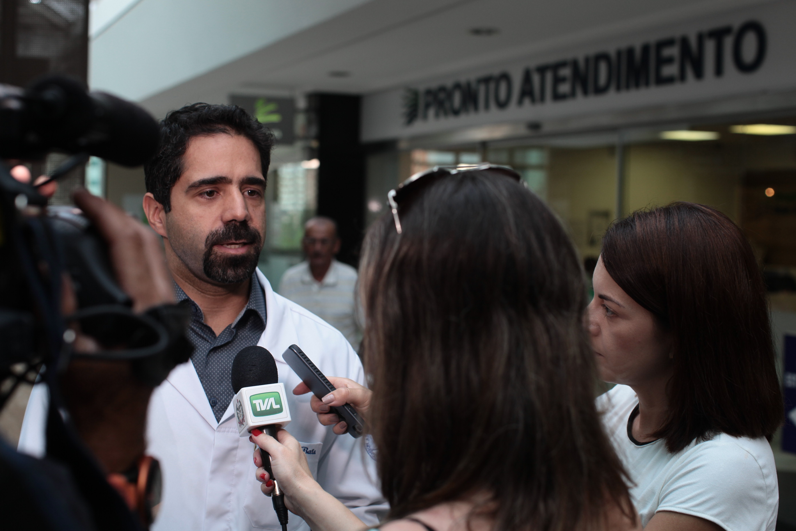 Dr. William Baia - neurocirurgião.