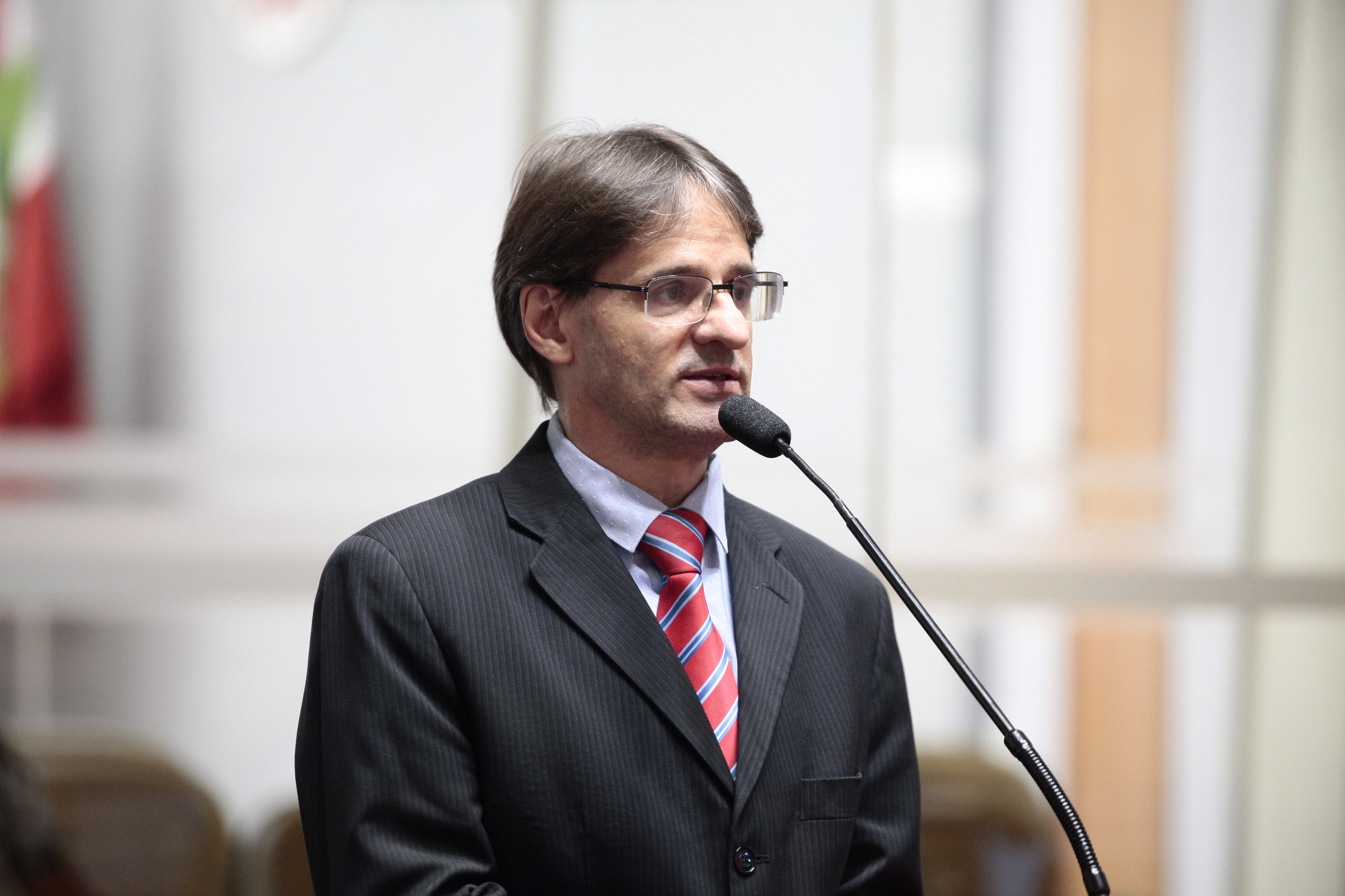 Deputado Neodi Saretta (PT). Sessão Ordinária.