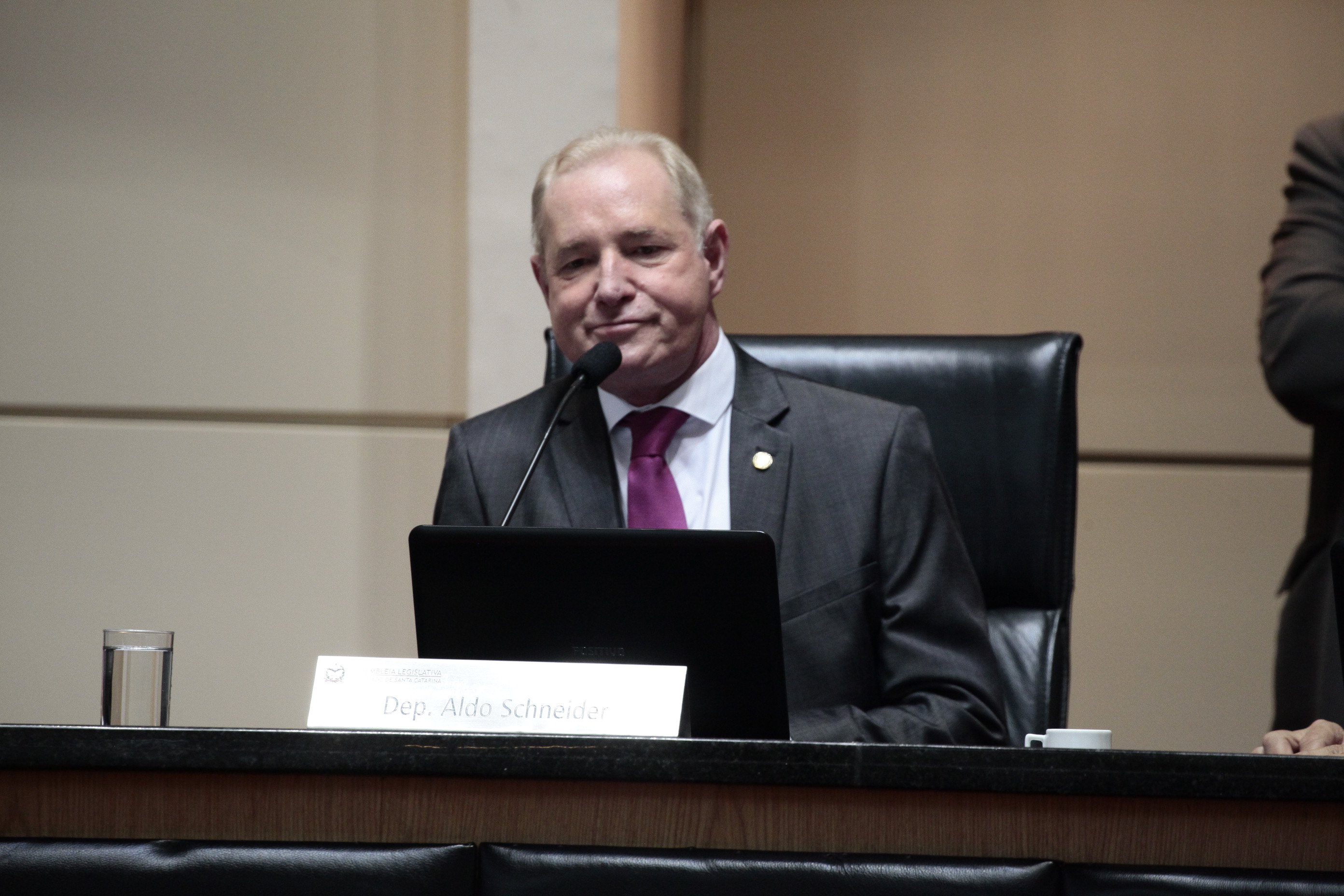 Deputado Aldo Schneider (PMDB). Sessão Ordinária.