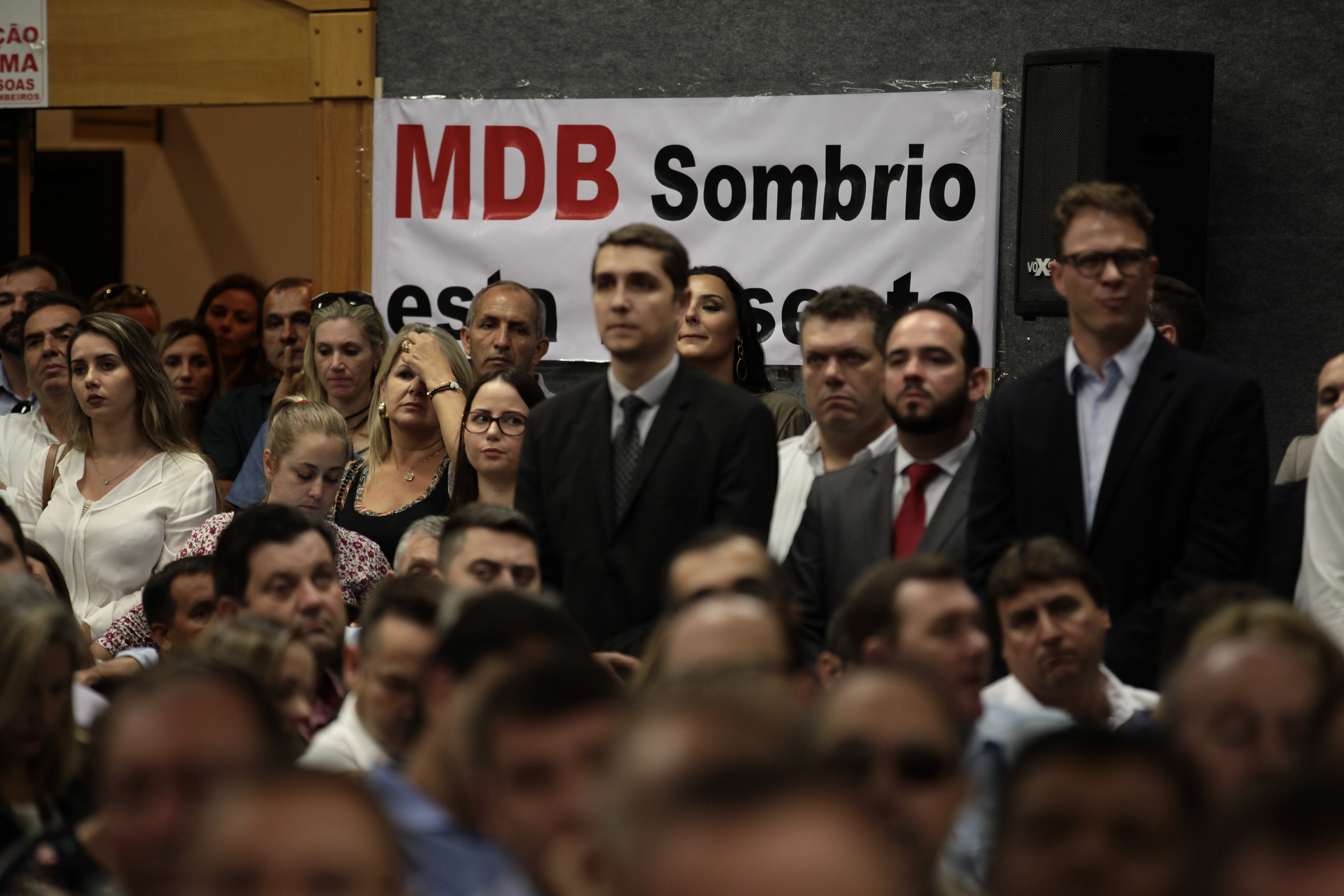 Raimundo Colombo licencia-se e Pinho Moreira Assume Governo.