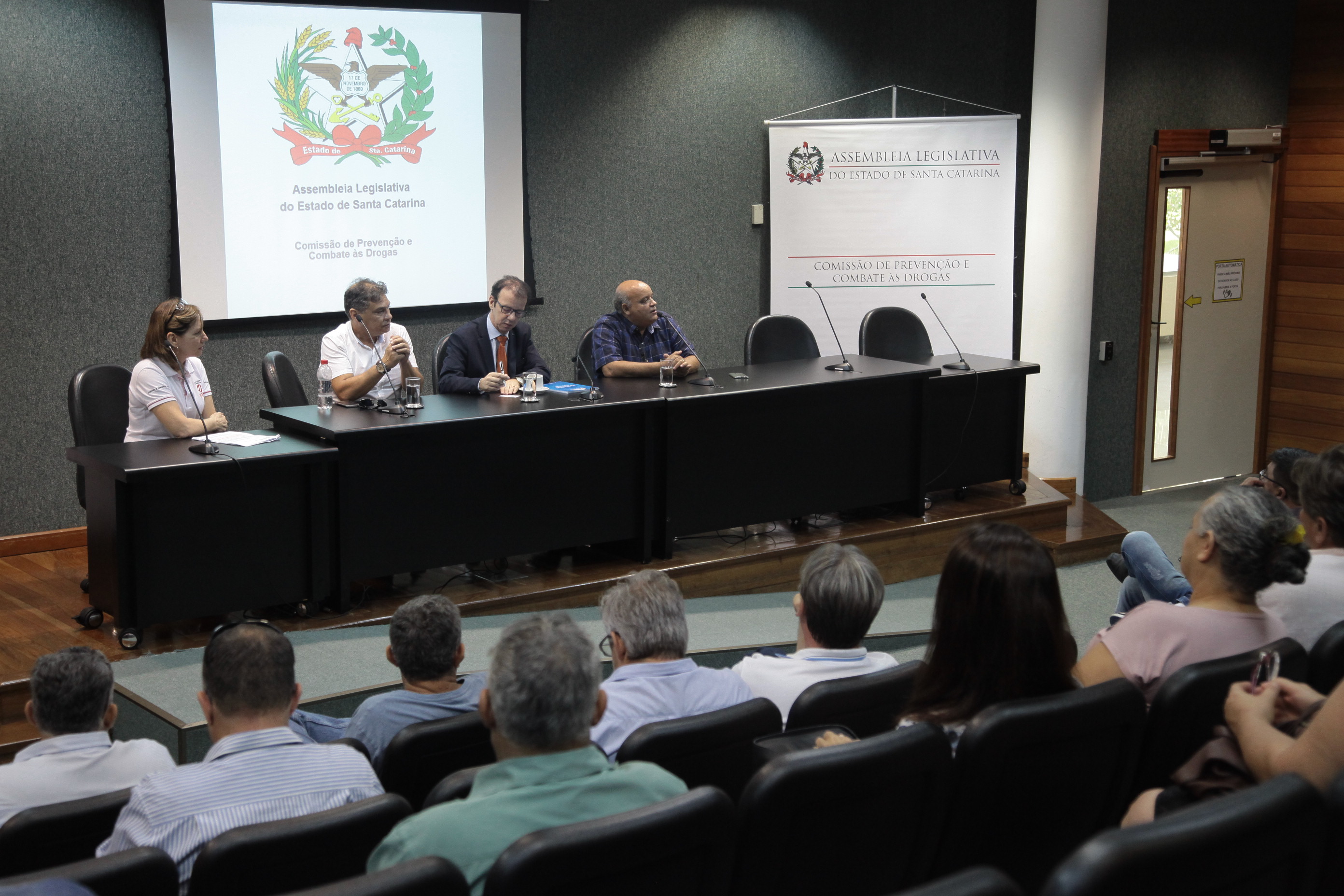 Comissão de Prevenção e Combate às Drogas Promove Reunião com Comunidades Terapêuticas.