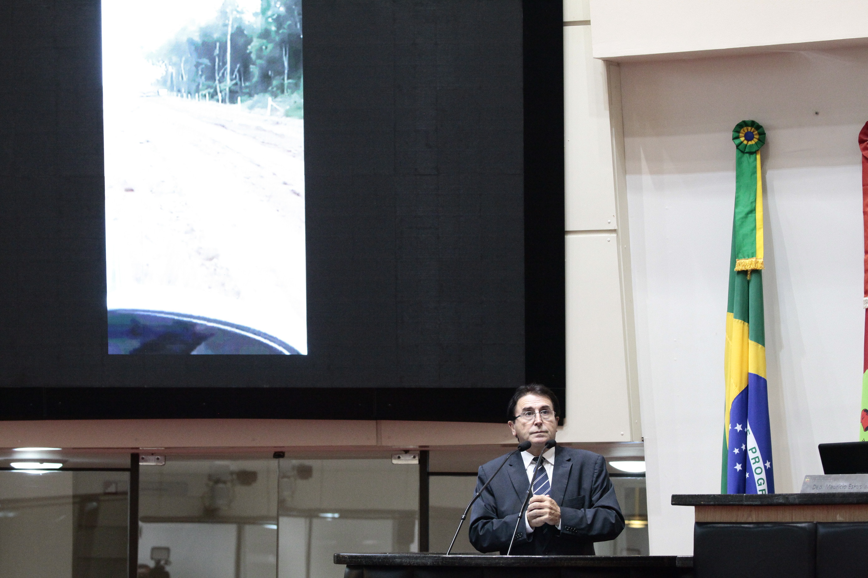 Deputado Antônio Aguiar (PMDB). Sessão Ordinária.