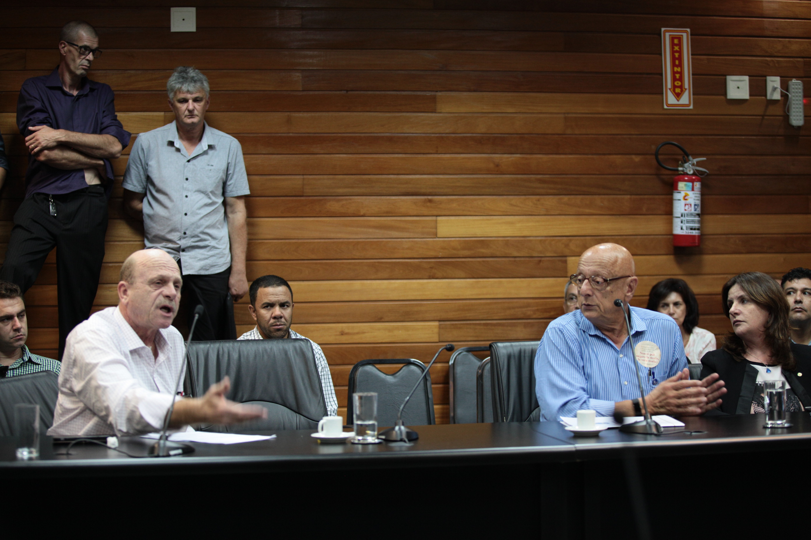 Reunião ampliada de Trabalho da Frente Parlamentar Catarinense em conjunto com a Comissão de Transportes e Desenvolvimento Urbano para tratar do assunto Parque Nacional da Serra Catarinense.